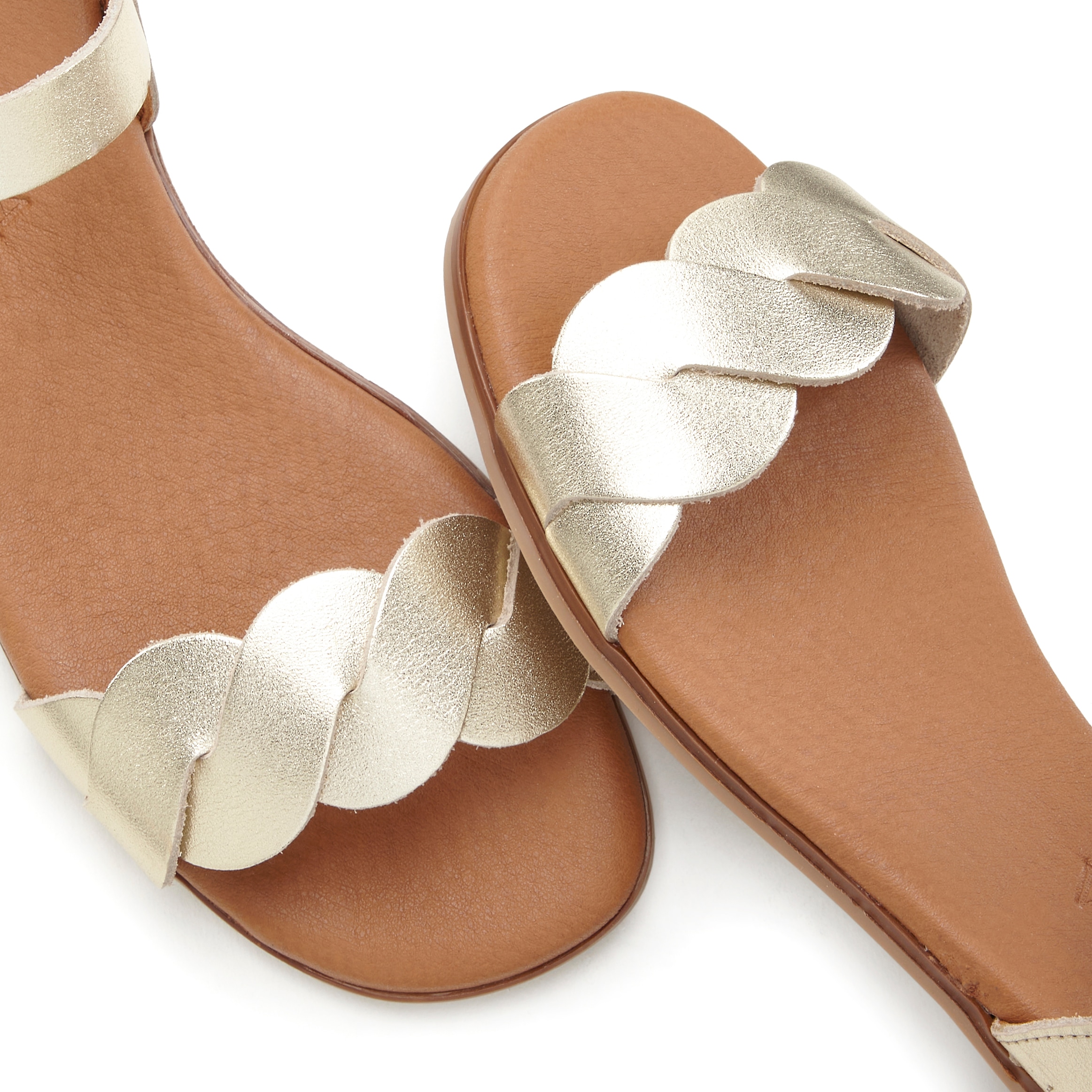 LASCANA Sandale »Sommerschuh«, aus Leder mit überkreuztem Wellenriemen, Sandalette, Sommerschuh