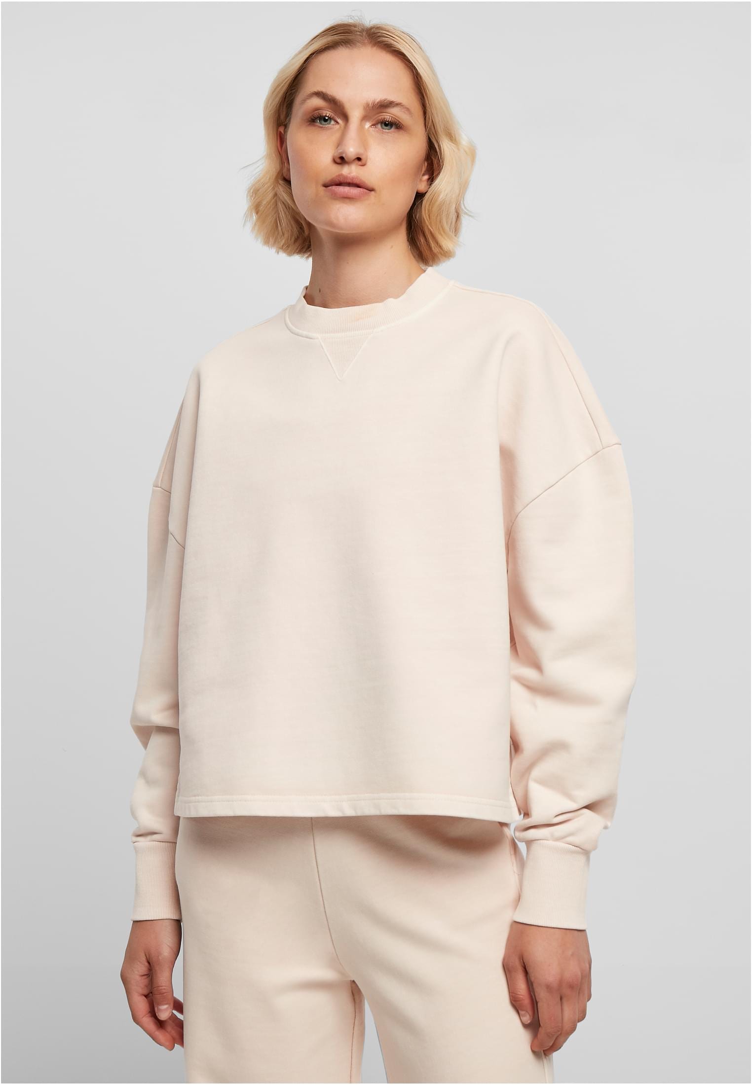 Sweater »Urban Classics Damen Ladies Heavy Terry Garment Dye Crewneck«, (1 tlg.)