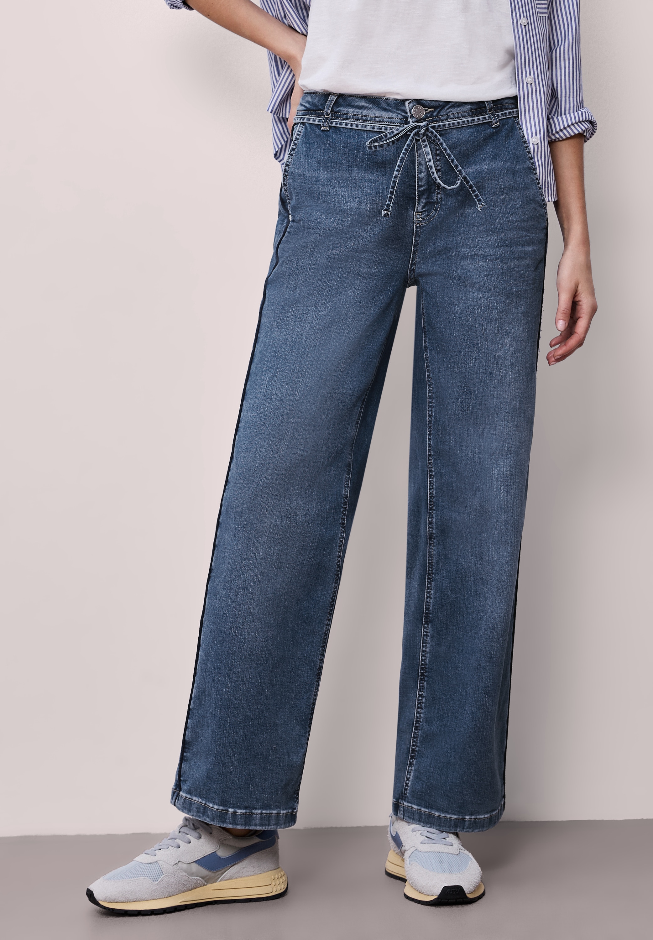 STREET ONE Comfort-fit-Jeans im Denim Look