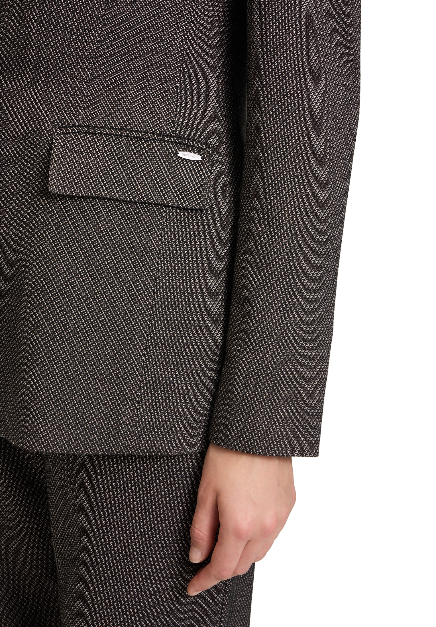 Betty&Co Longblazer »Betty & Co Damen Longblazer mit Taschen«, Nahtführung