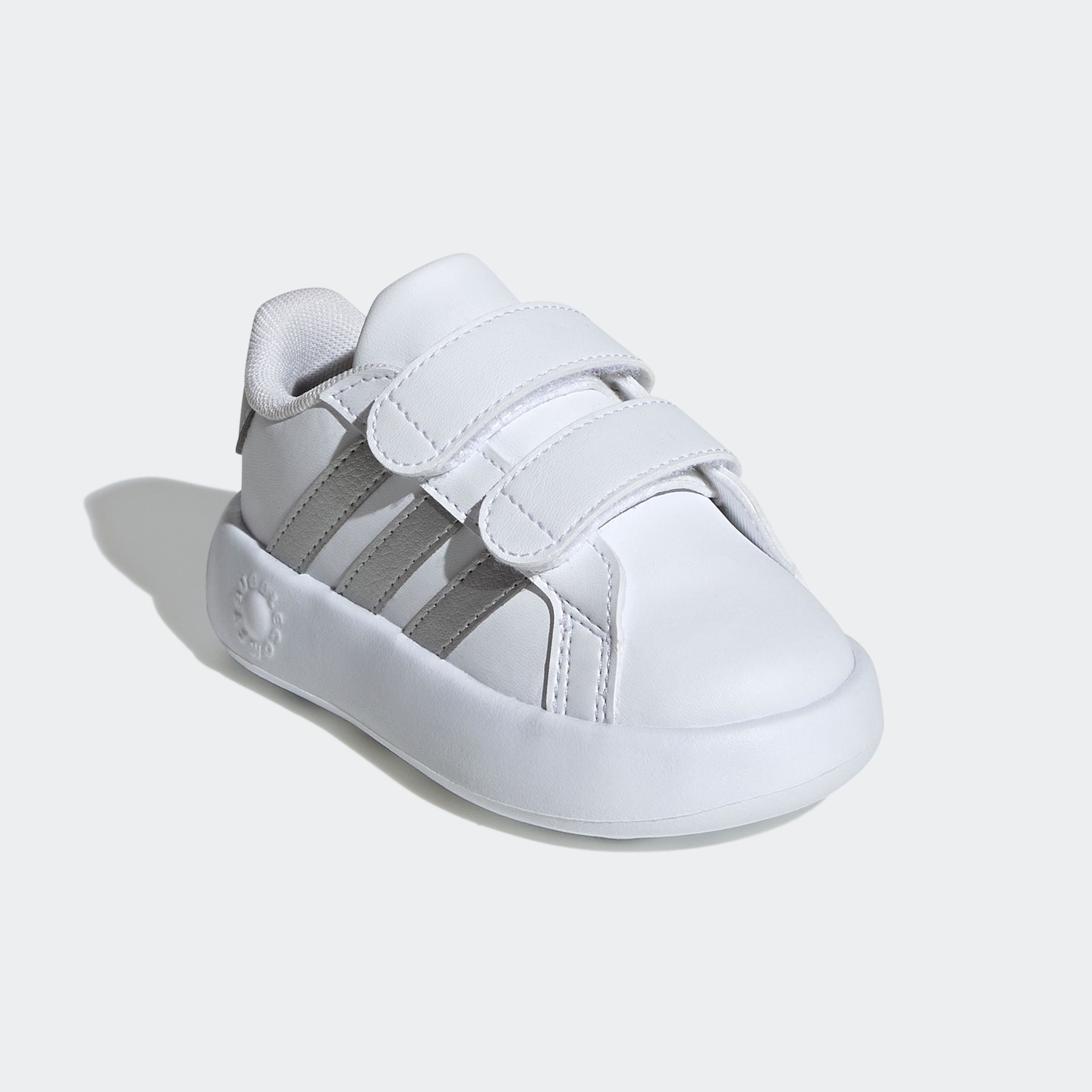adidas Sportswear Klettschuh »GRAND COURT 2.0 KIDS«, Design auf den Spuren des adidas Superstar, für Kinder