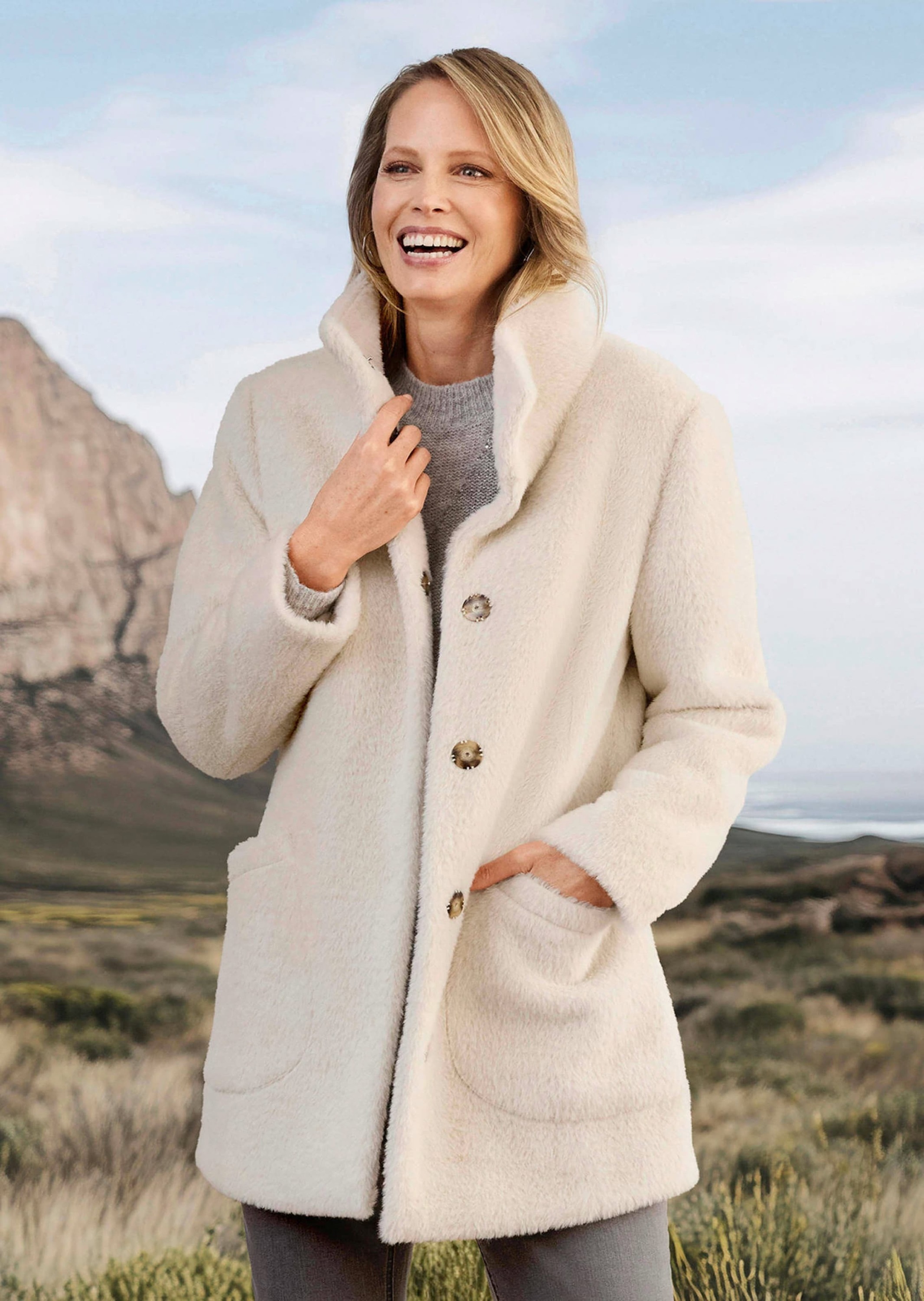 GOLDNER Kurzjacke »Kurzgröße Jacke mit Stehkragen aus Federgarn«