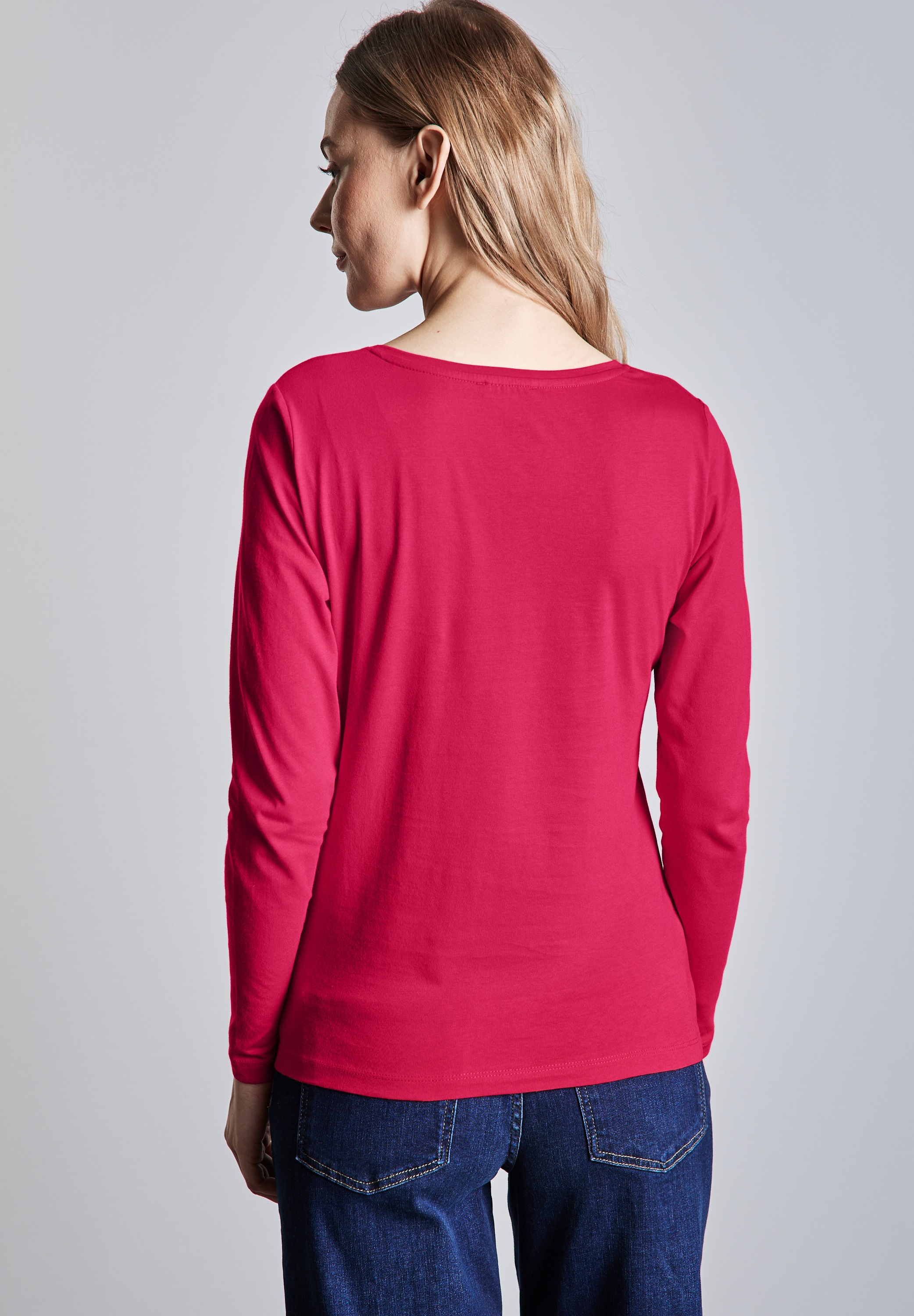 STREET ONE Langarmshirt, mit abgerundetem V-Ausschnitt