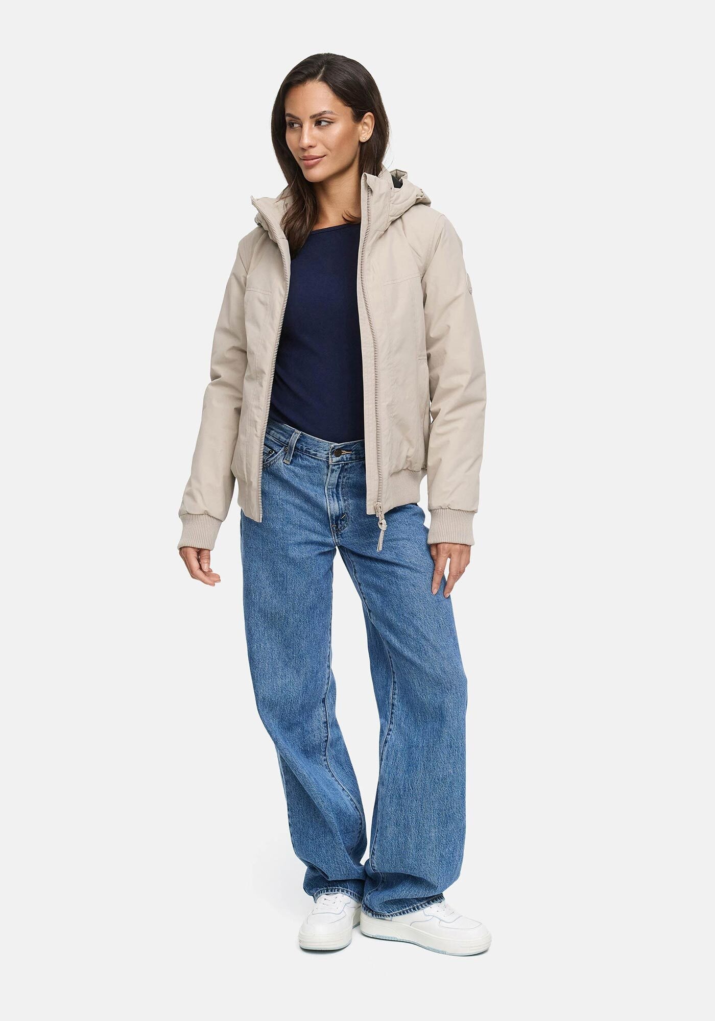 Marikoo Winterjacke »Mooni 16«, Gefütterte Winterjacke mit Kapuze und Kordelzug