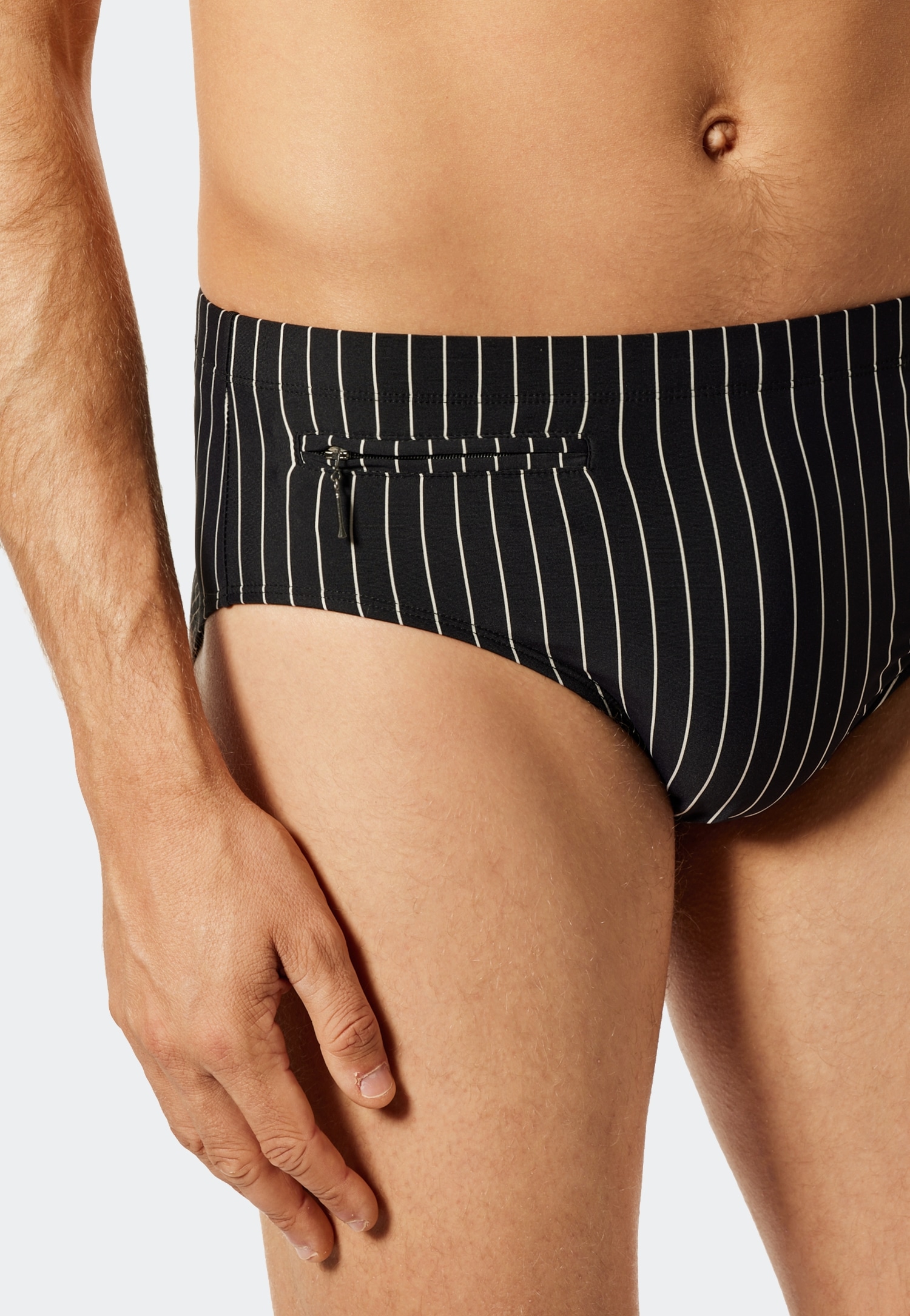 Schiesser Badeslip »"Nautical Casual"«, mit weißen Streifen