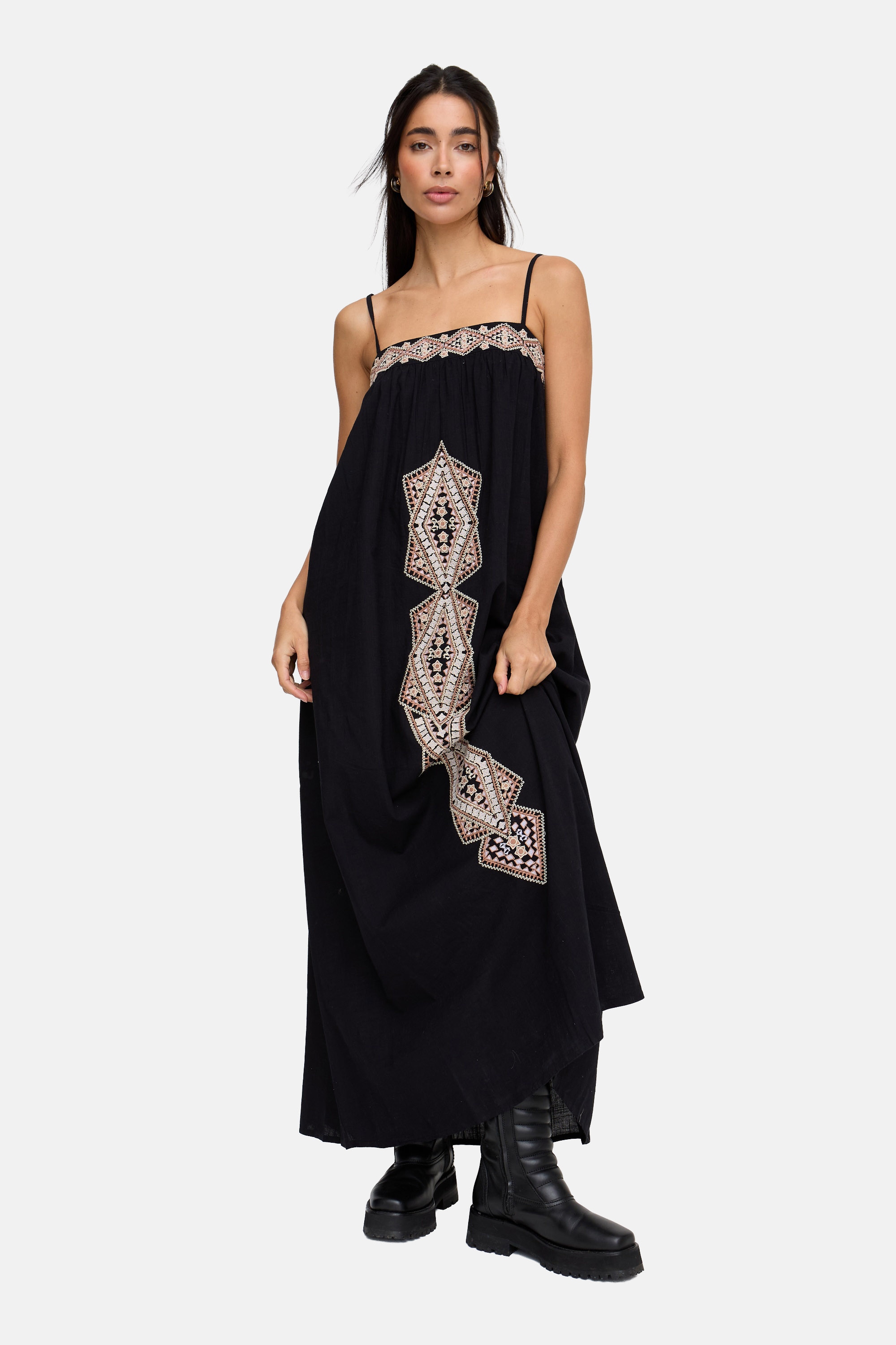 RAFFYA Midikleid »Sapphire Spaghetti Strap Embroidered Maxi Dress Damen«