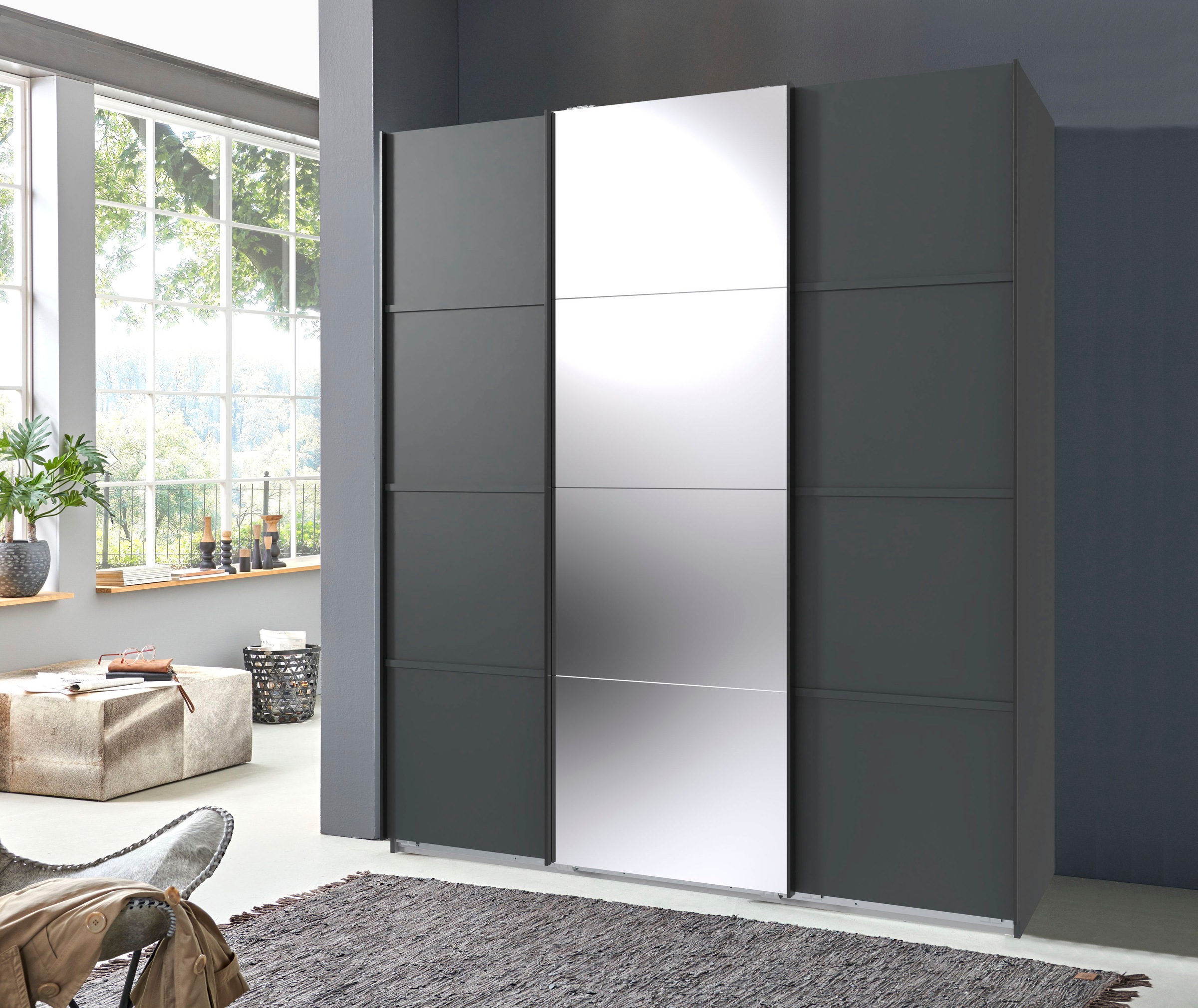 Wimex Schwebetürenschrank »Jork Kleiderschrank mit Spiegel, schwarze Metallgriffe«, Schrank in verschiedenen Größen und Innenausstattungsvarianten