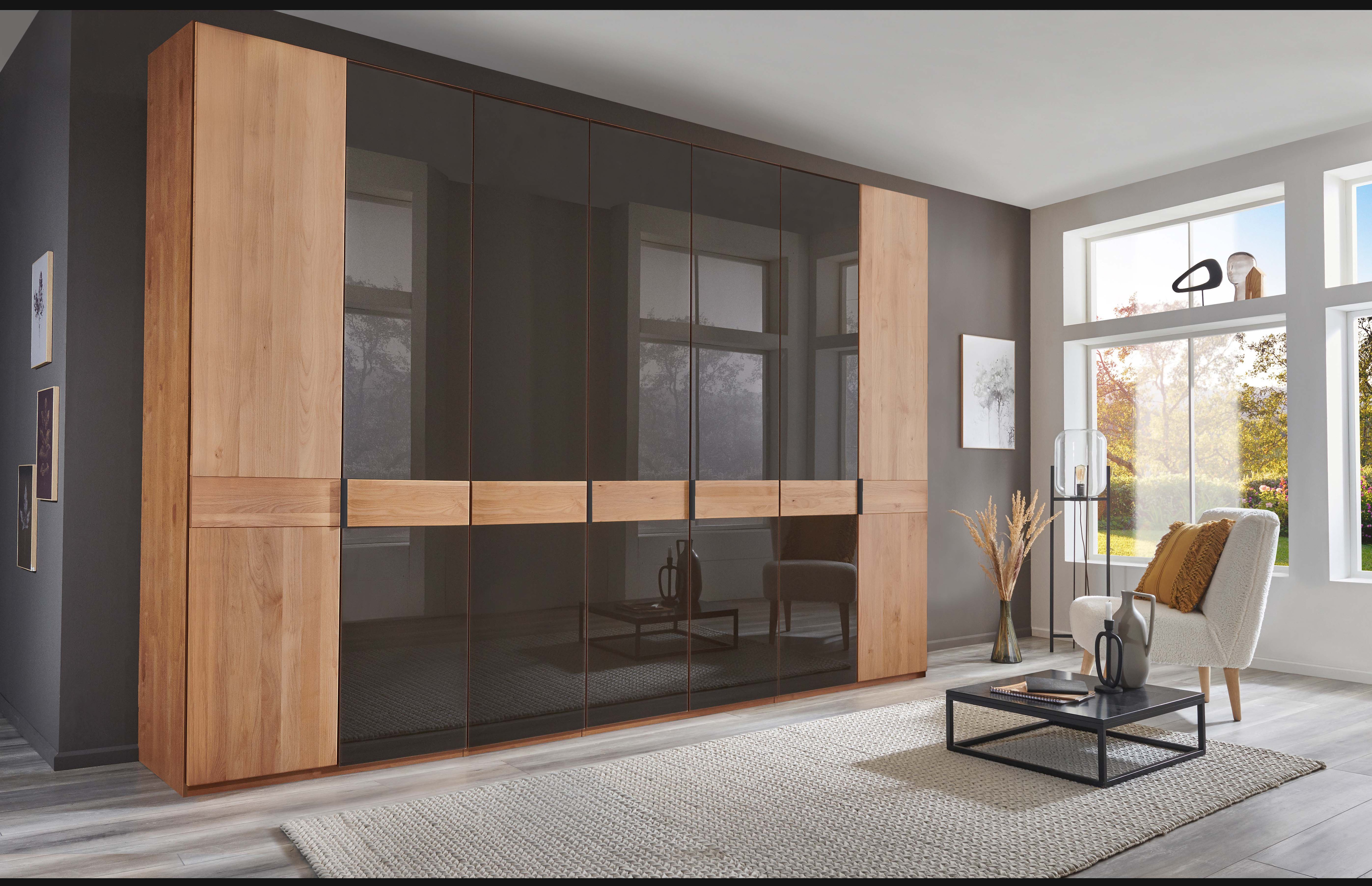 WIEMANN Kleiderschrank "Cardiff, Massivholztüren in Kombination mit Glas- oder Spiegeltüren" 4 Breiten, 2 Höhen 216/236cm auswählbar, hochwertiges Design in langlebiger Qualität, viel Stauraum