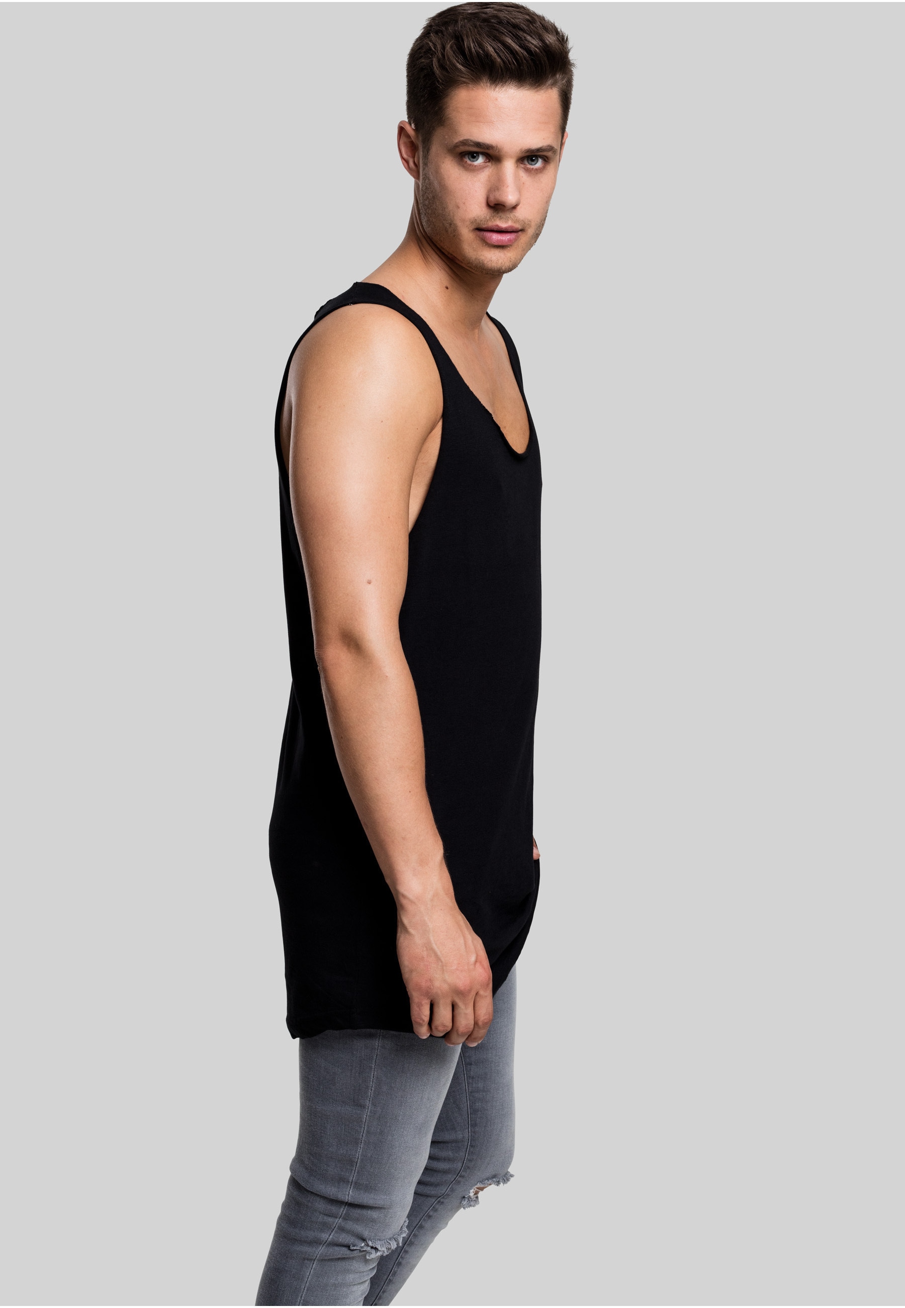 URBAN CLASSICS Tanktop »Urban Classics Herren Long Shaped Open Edge Loose Tank« 1 Stk.