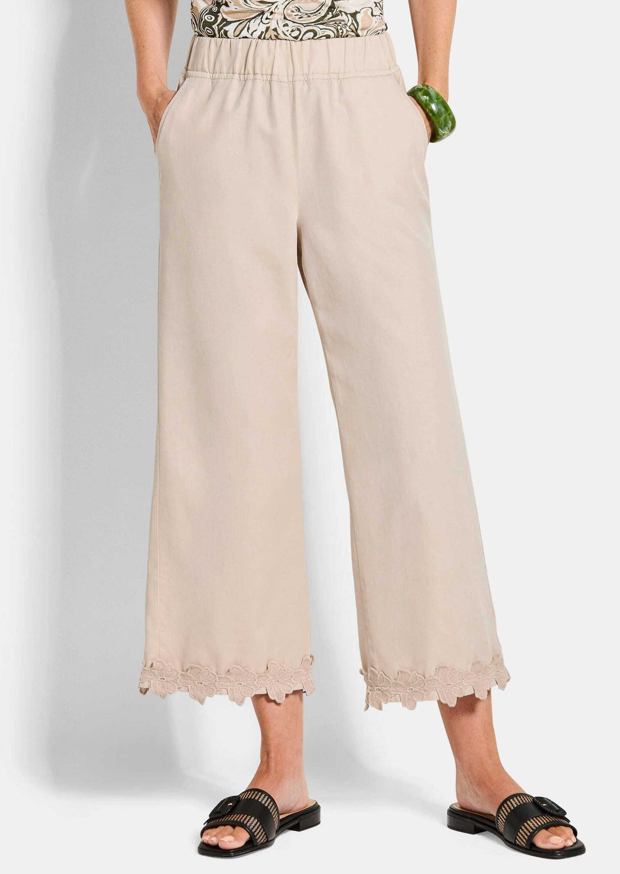 Thumbnail - GOLDNER Stoffhose "Kurzgröße Culotte VERA mit Spitzenbordüre"