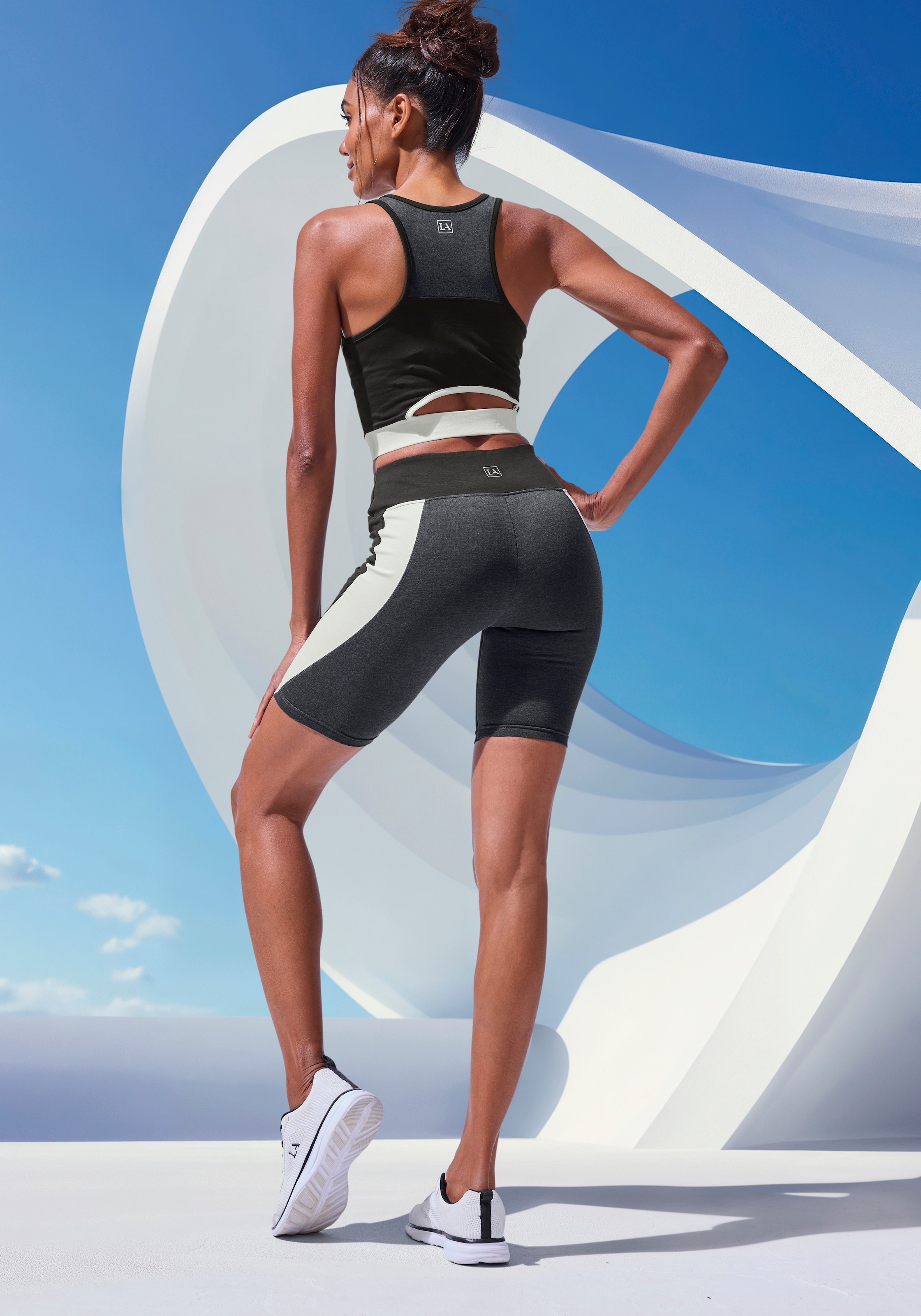 LASCANA ACTIVE Radlerhose, Sporthose in Colourblockingdesign