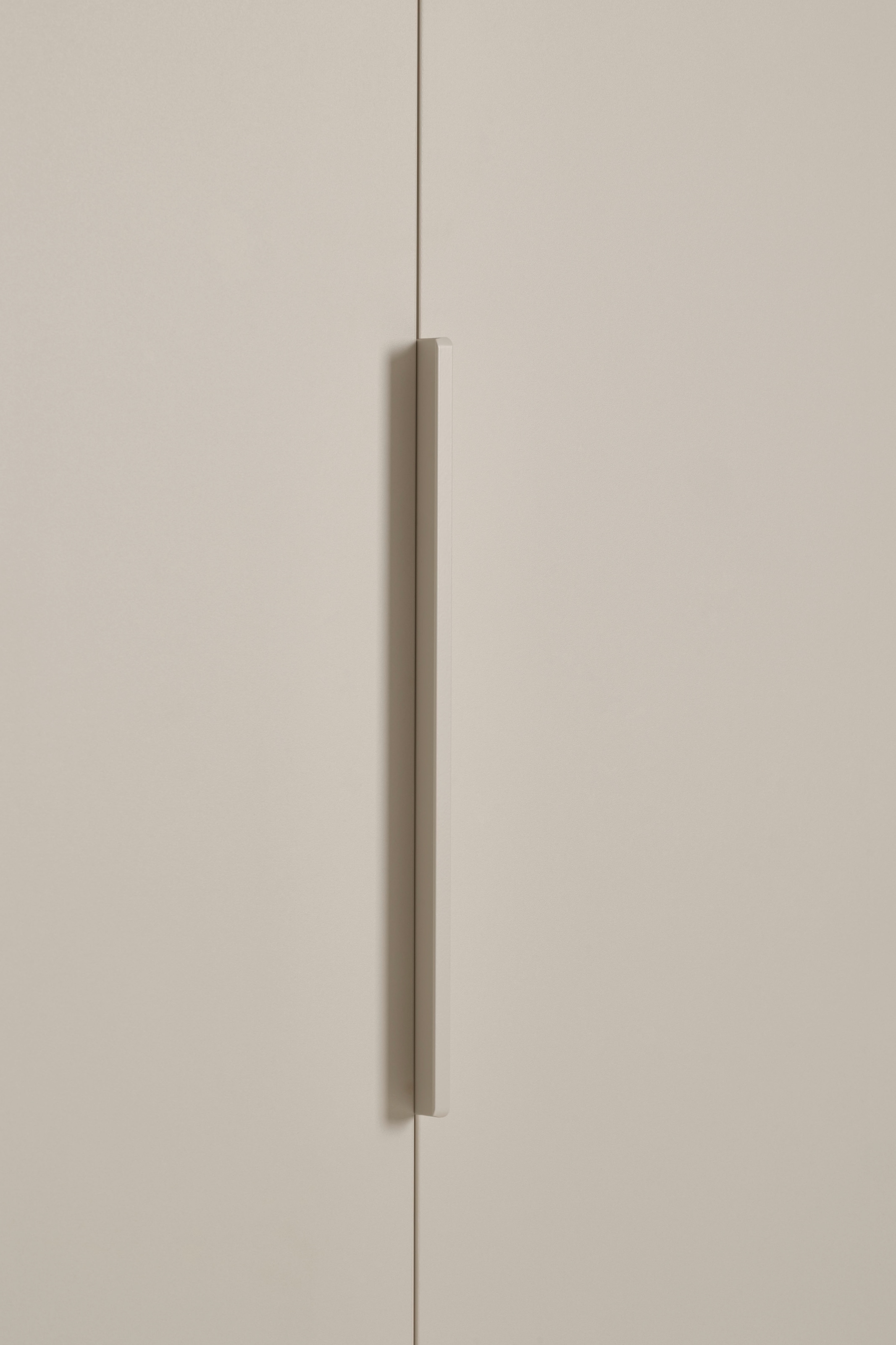YUNY by PAIDI Kleiderschrank »SISTER LOU, yuny by PAIDI«, mit 3 Türen, inklusive 4 Einlegeböden und 2 Kleiderstangen