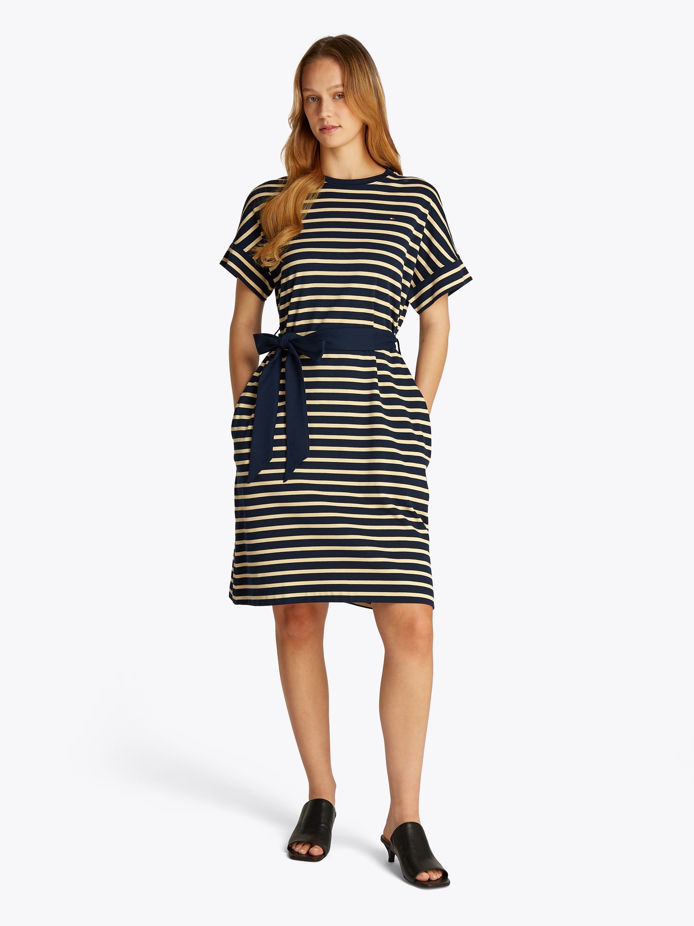 Tommy Hilfiger A-Linien-Kleid »COTTON INTERLOCK SHORT DRESS«, mit Bindeband