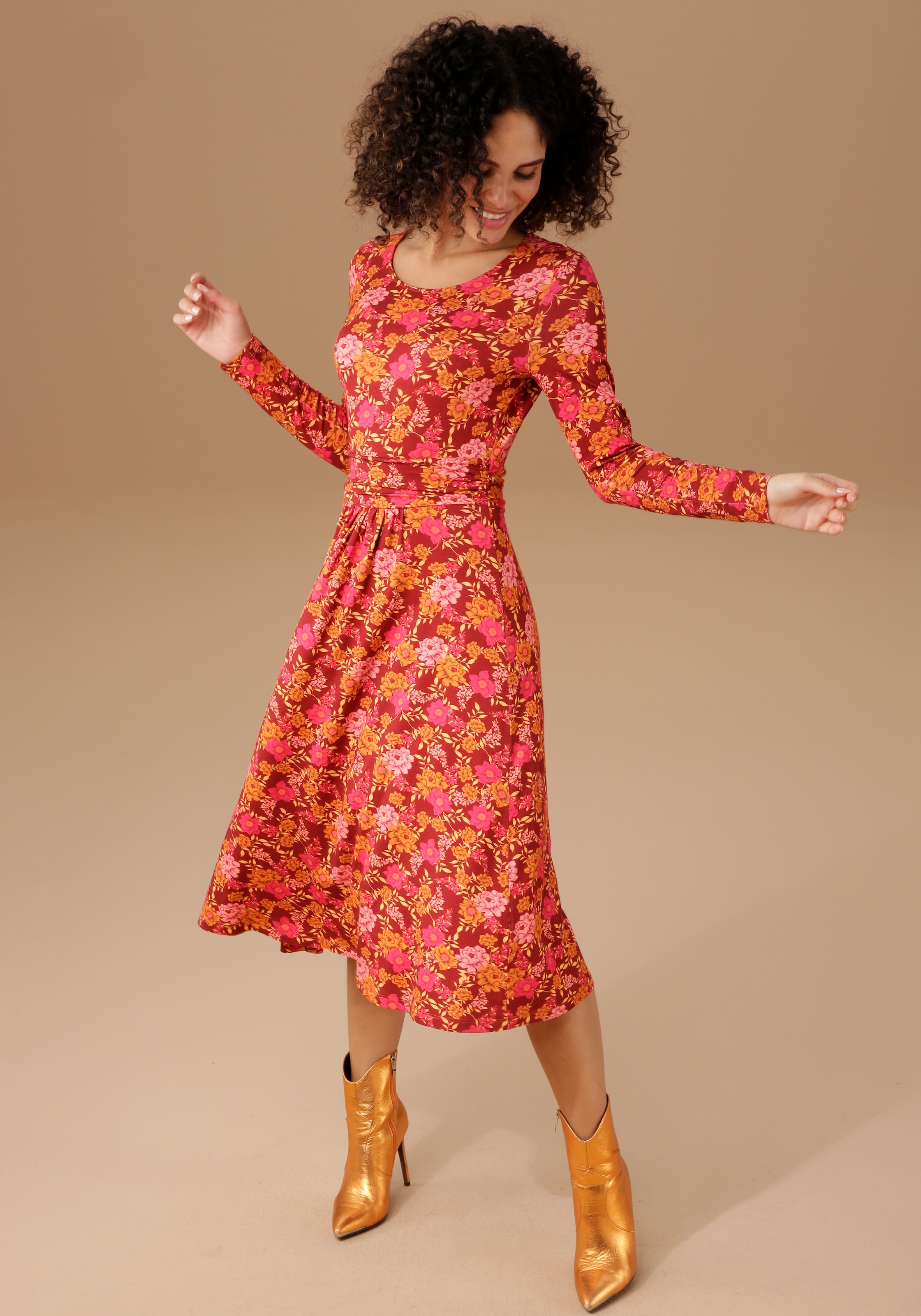 Aniston CASUAL Jerseykleid, mit romantischem Blumendruck