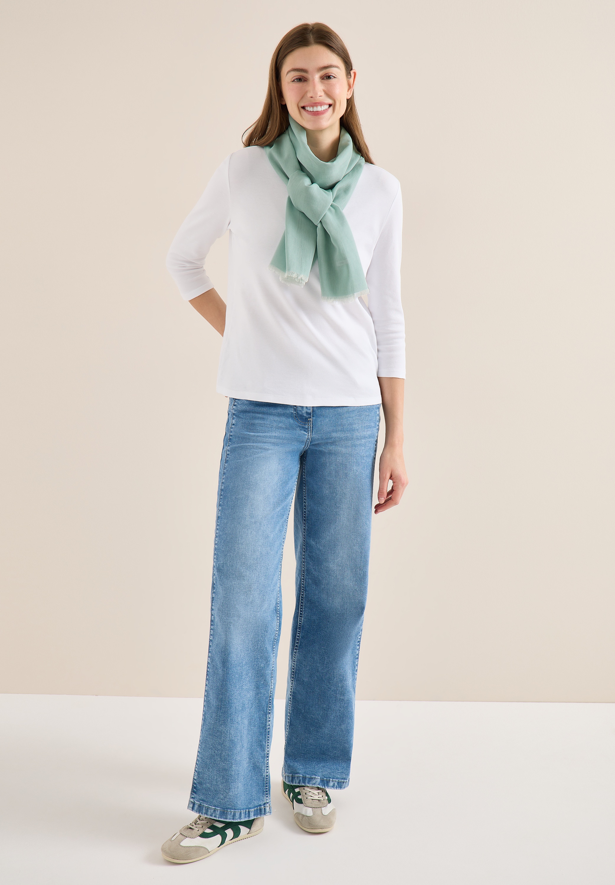 Cecil Schal aus softem Materialmix