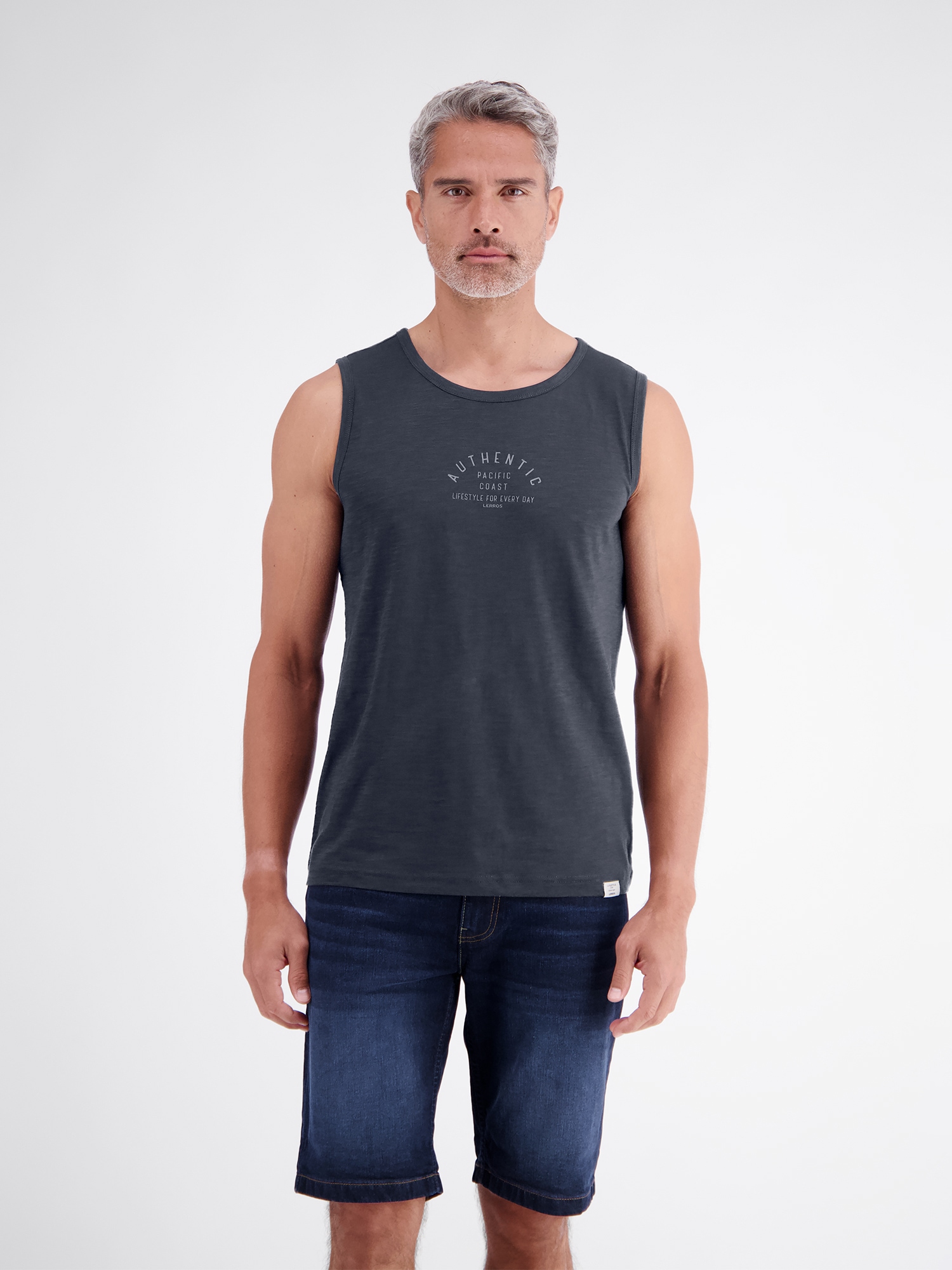 LERROS Muskelshirt "Luftiges Tanktop aus Baumwolle mit trendigem Slogan-Print"