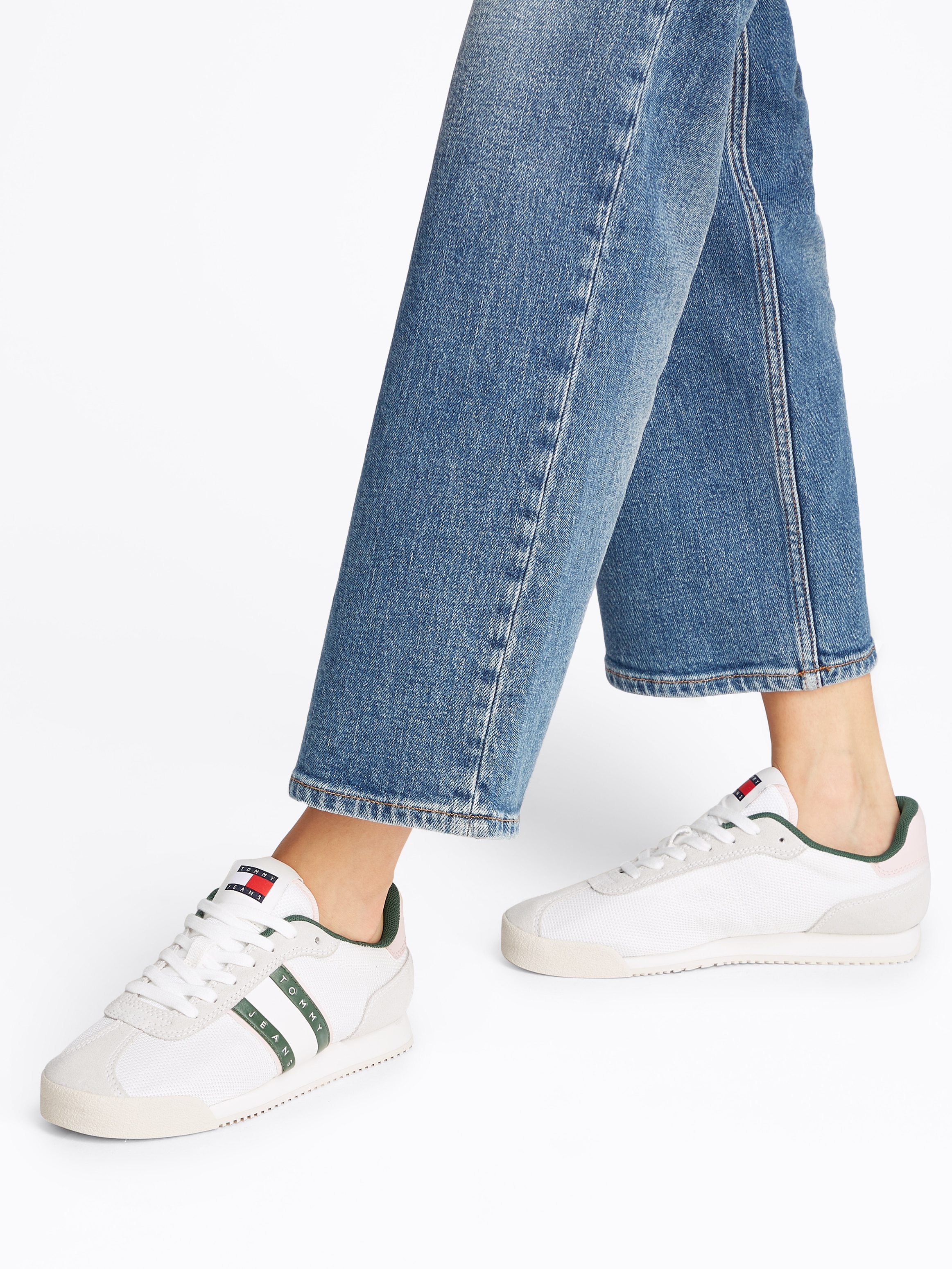 Tommy Jeans Sneaker »TJW LOW PROFILE RUNNER«, Freizeitmode, Halbschuh, Schnürschuh mit Kontrastbesatz