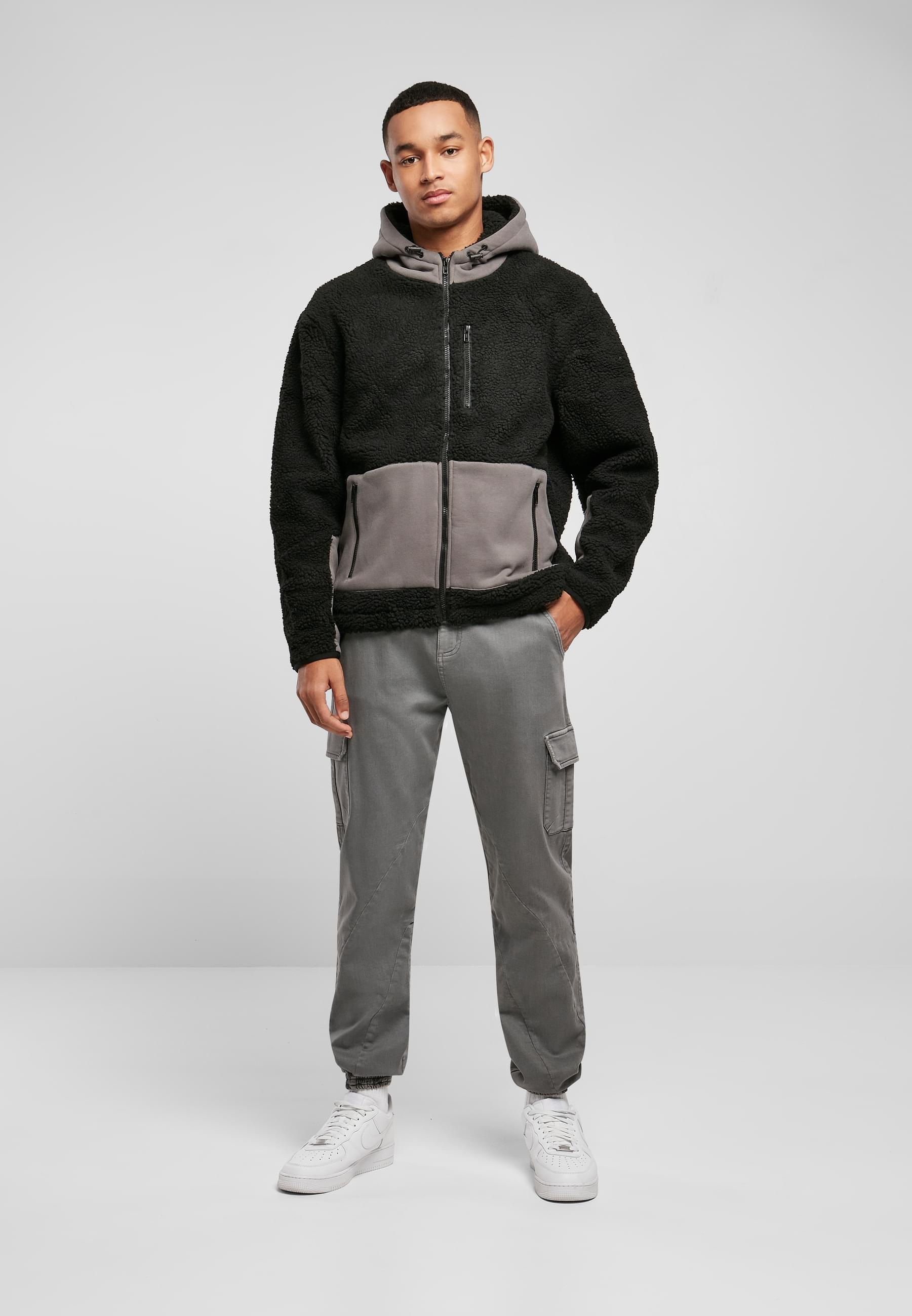 URBAN CLASSICS Winterjacke »Urban Classics Herren Hooded Sherpa Jacket«, (1 St.), mit Kapuze
