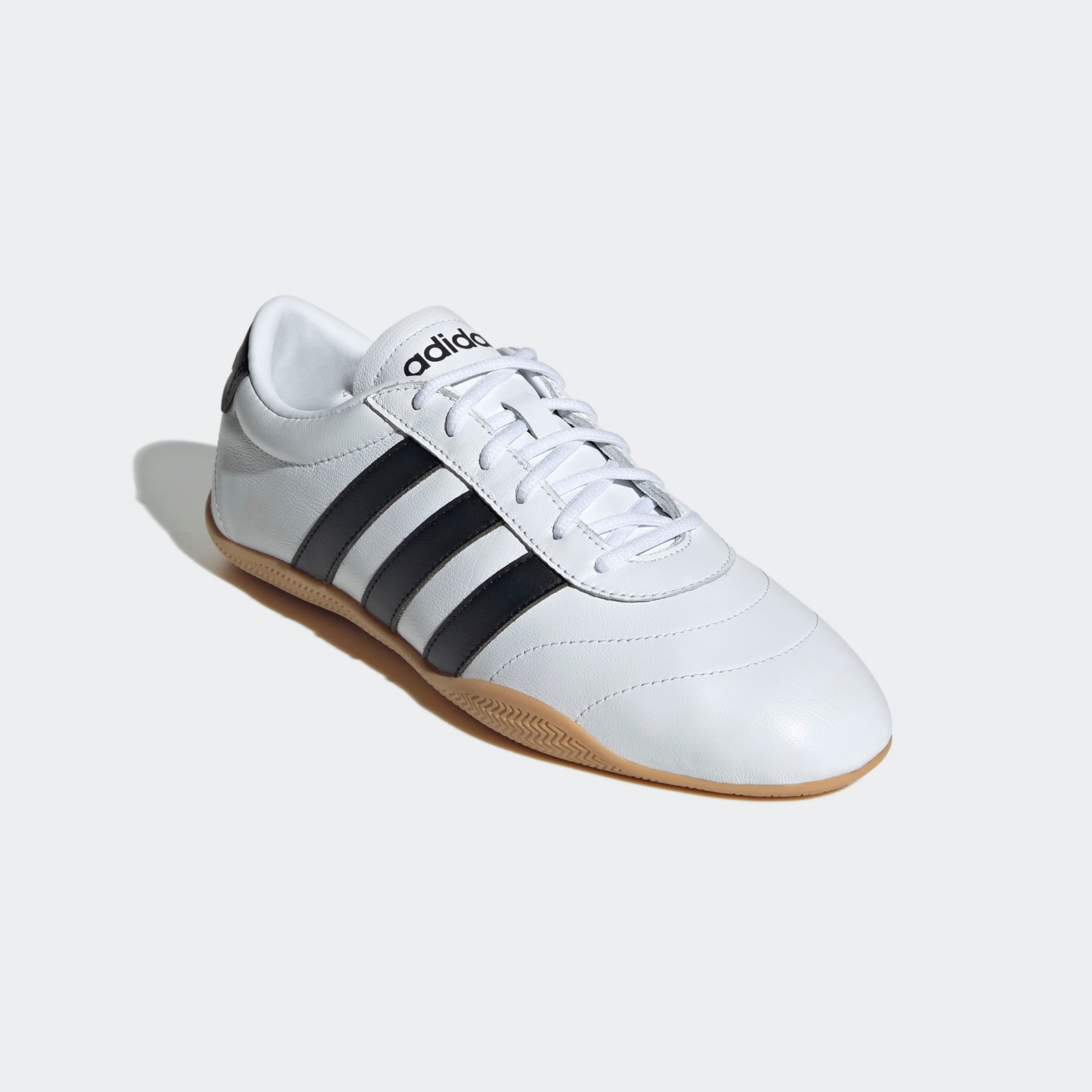 adidas Sportswear Sneaker "GRAND COURT LO" Design auf den Spuren des adidas Superstar