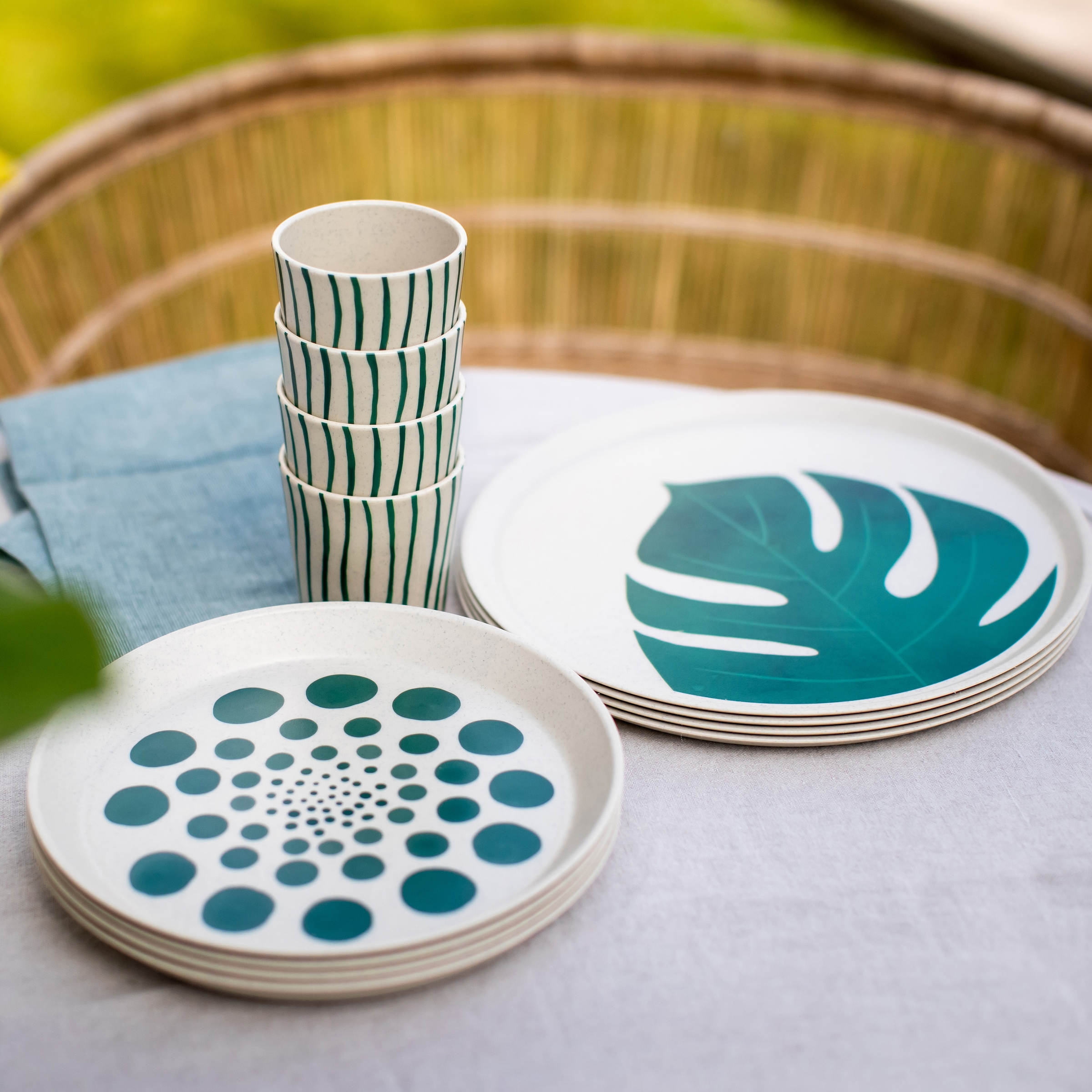 KOZIOL Dessertteller »CONNECT MONSTERA DOTS«, (Set), recycelbar + aus biozirkulärem Material, 20,5 cm