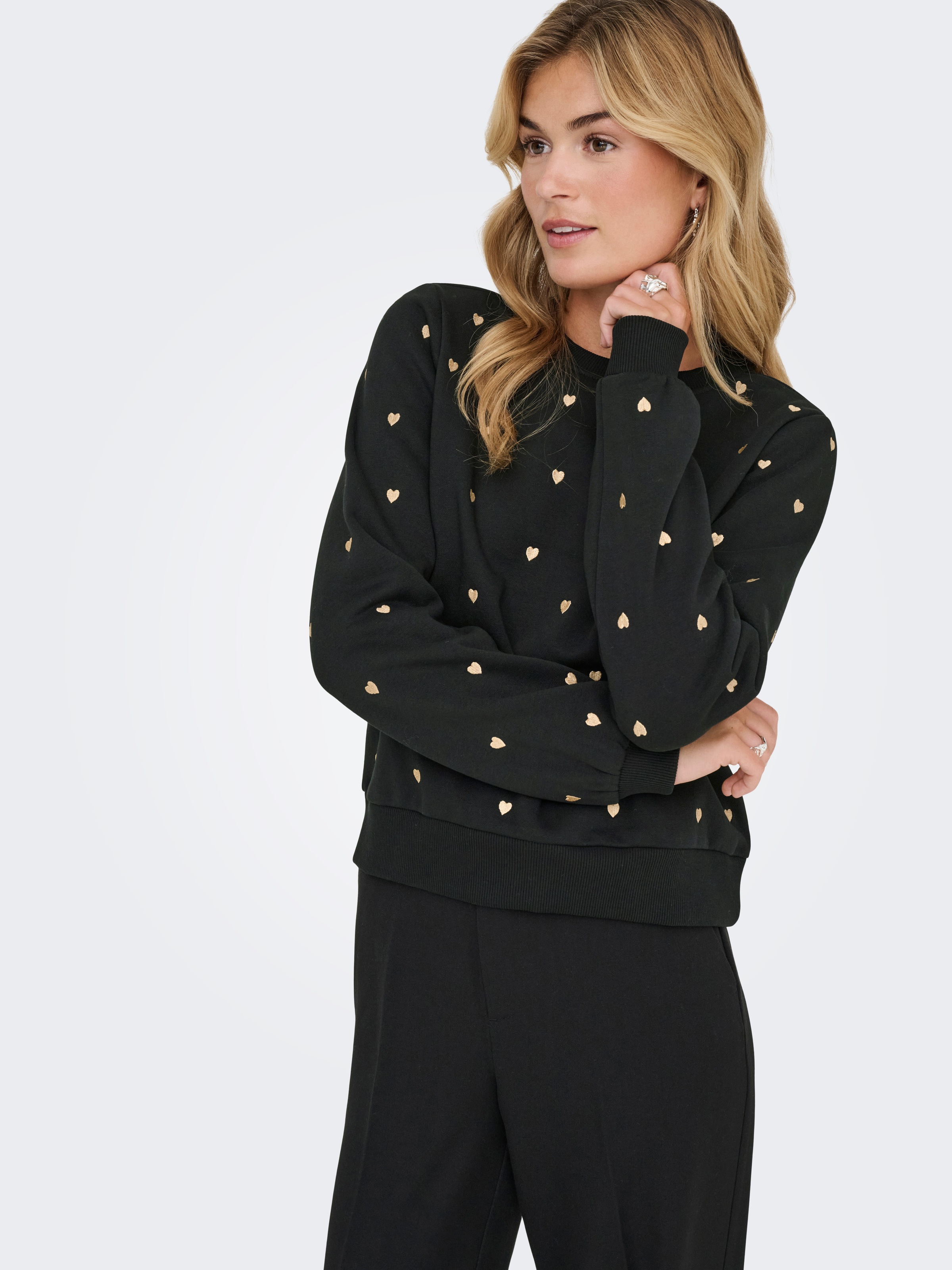 ONLY Sweatshirt "ONLATIKA L/S O-NECK GLITTER EMB. BOX SWT" günstig online kaufen