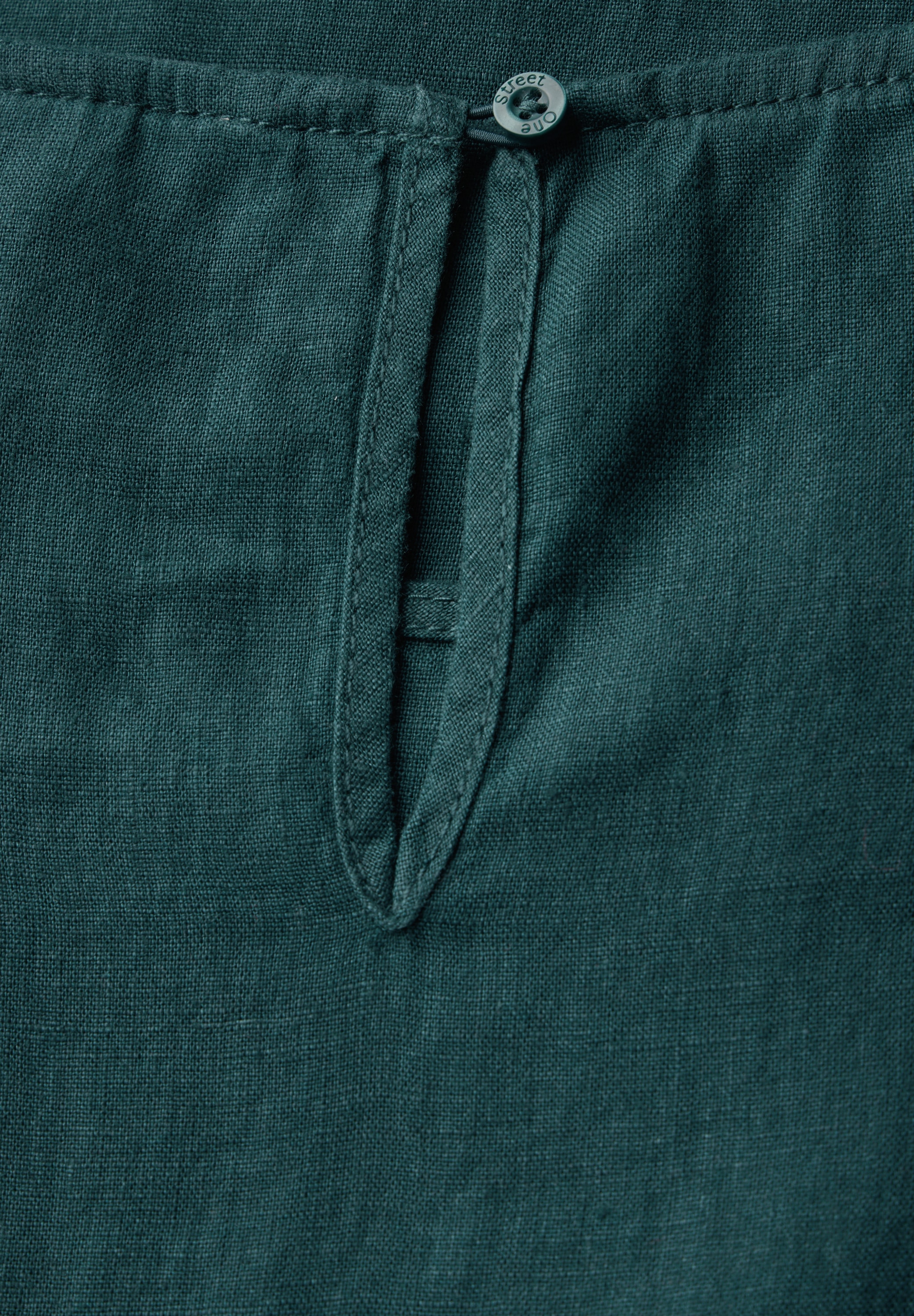 STREET ONE Sommerkleid, mit Schlitz im Nacken