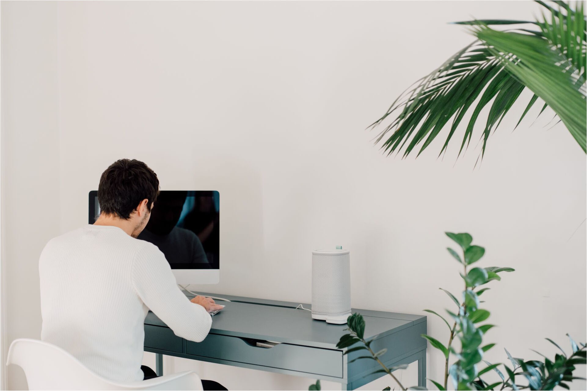Vitesy Luftreiniger »Eteria – Smarte Filtertechnologie für reine Raumluft«, für 20 m² Räume, Waschbarer Filter, Beseitigt Mikroben, Schimmel, VOCs und Viren