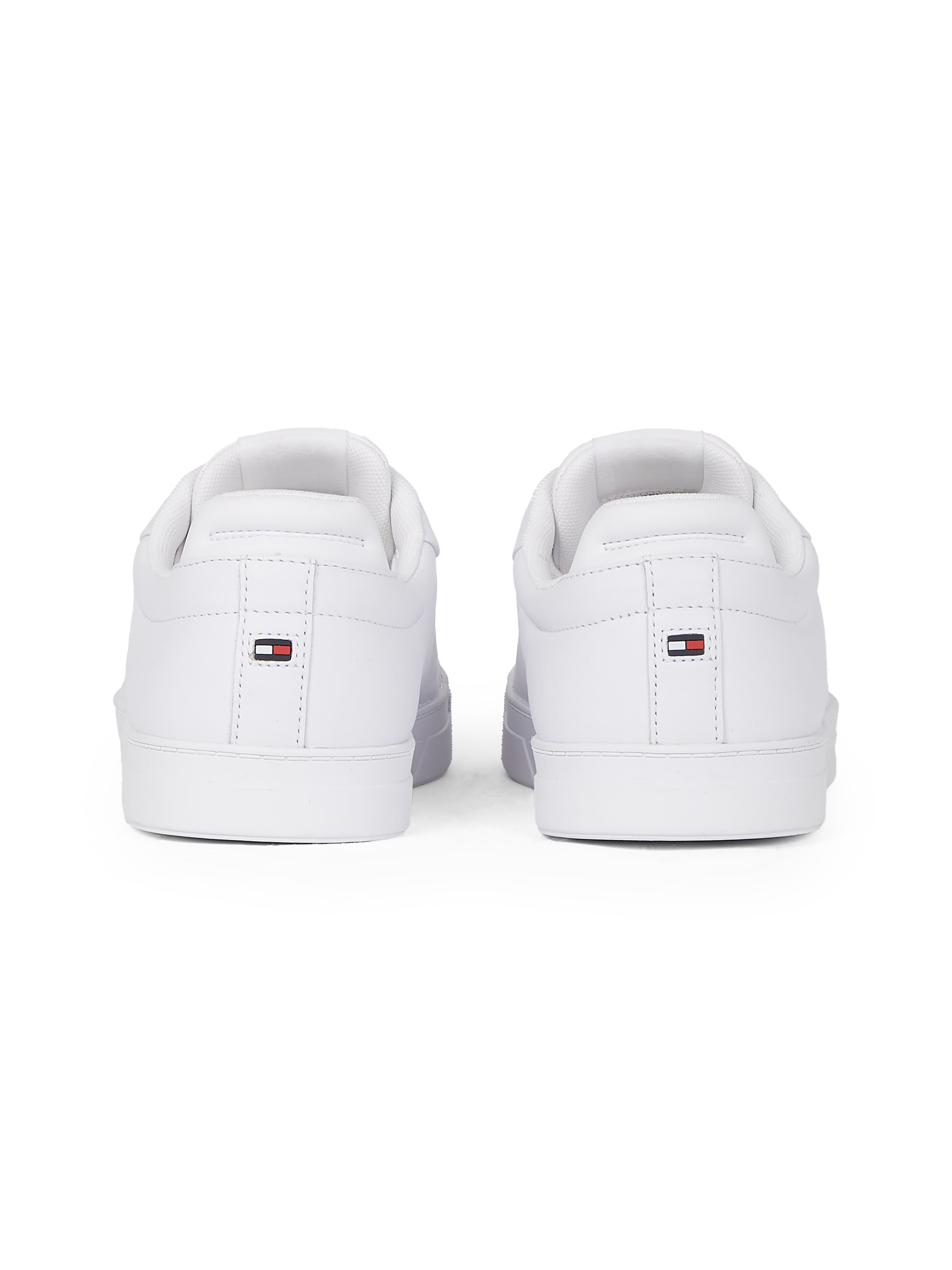 Tommy Hilfiger Plateausneaker »ICON COURT LTH FLAG ESS«, Freizeitschuh, Halbschuh, Schnürschuh mit kleiner Logoflagge