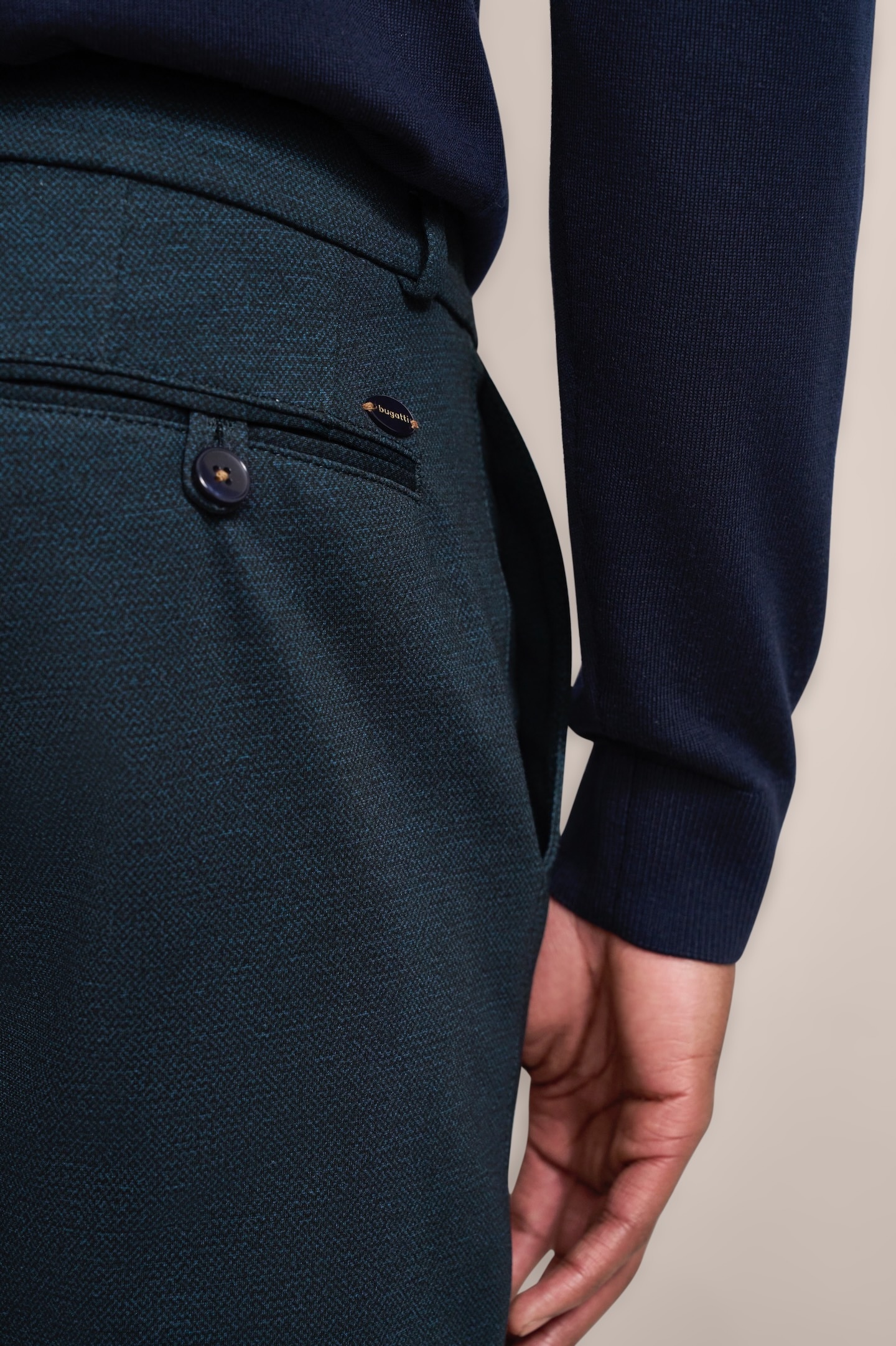 bugatti Chinohose, mit modernem Schnitt