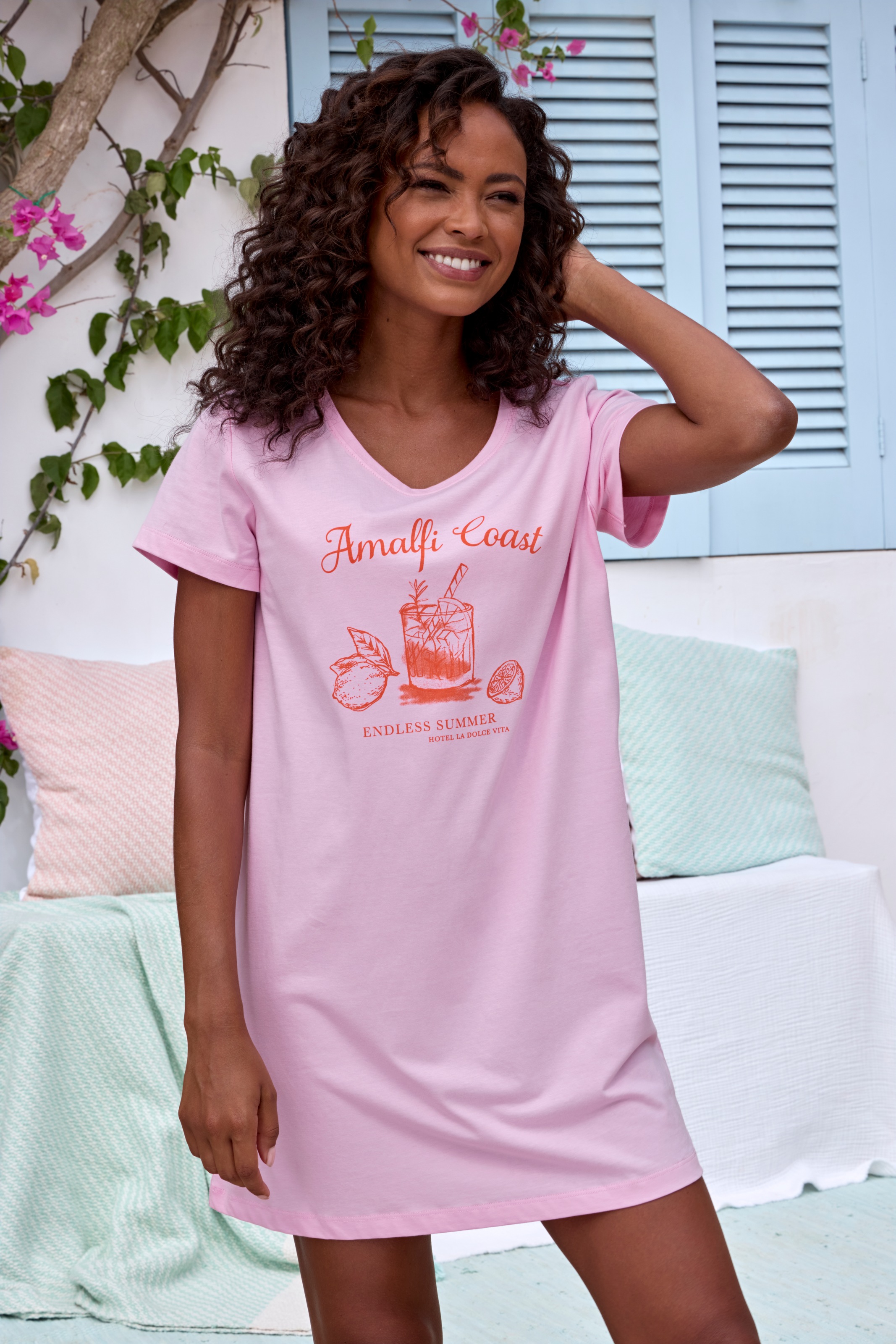 Vivance Dreams Sleepshirt, mit zart skizziertem Frontdruck