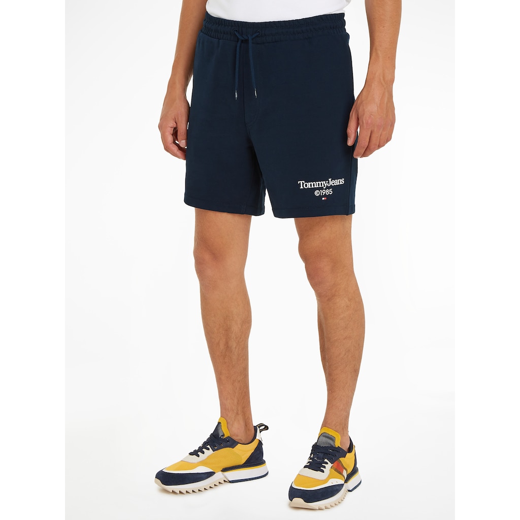 Tommy Jeans Plus Sweatshorts »TJM ENTRY GRAPHIC SHORT EXT«