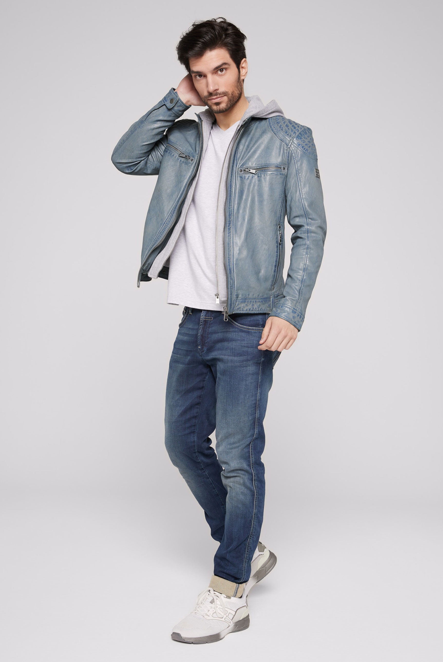 CAMP DAVID Lederjacke, mit Kapuze, mit Druckknopfriegel hinten am Saum
