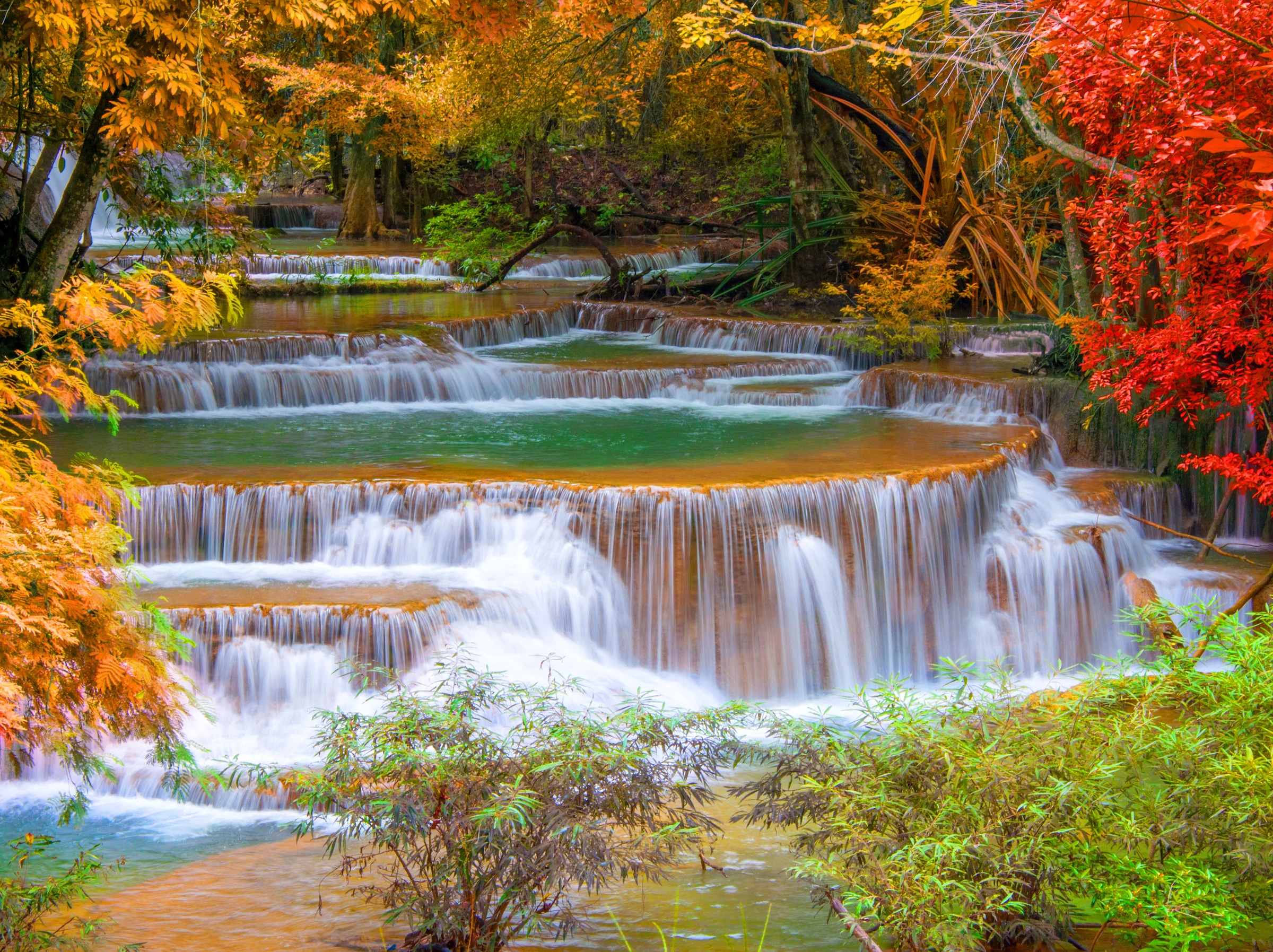 Papermoon Fototapete "Waterfall in Rain Forest" glatt