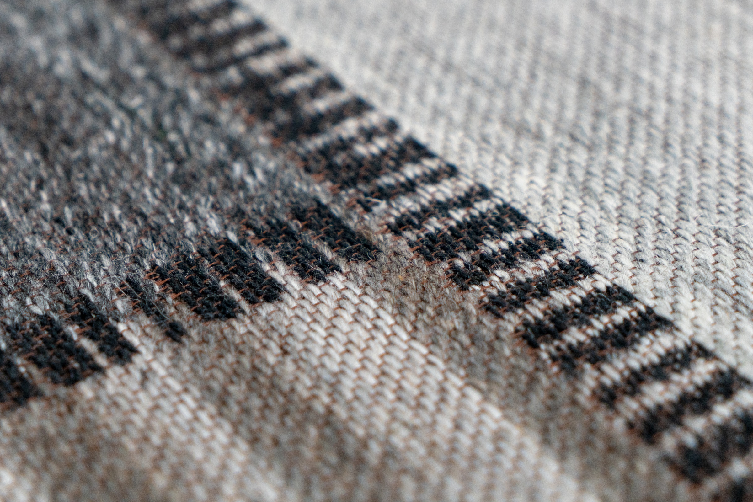 Kayoom Teppich »Phoenix 112«, rechteckig, 6 mm Höhe, Dezenter Jacquard-Teppich, Flachflor, Aus pflegeleichten Materialien