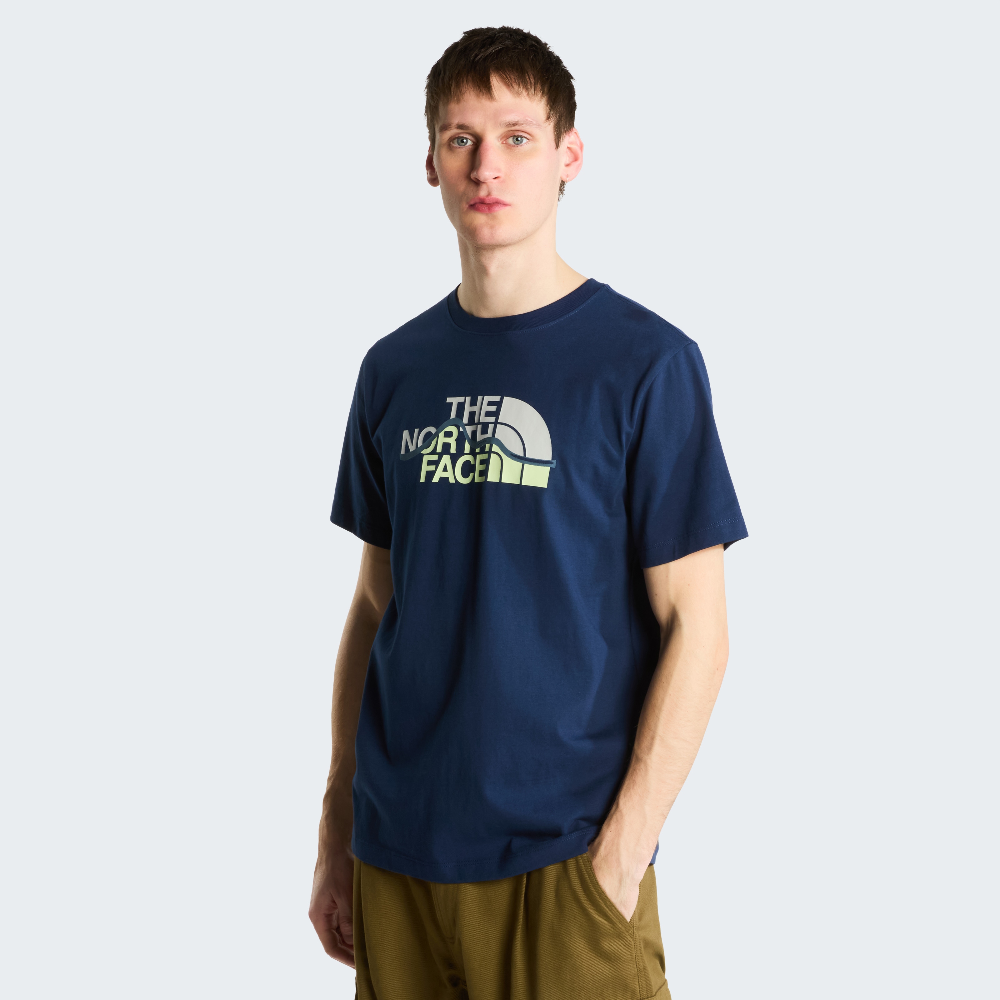 The North Face T-Shirt "M MOUNTAIN LINE REGULAR SHORT SLEEVE TEE" normale Passform, Kurzarm, für sportliche Aktivitäten und Outdoor