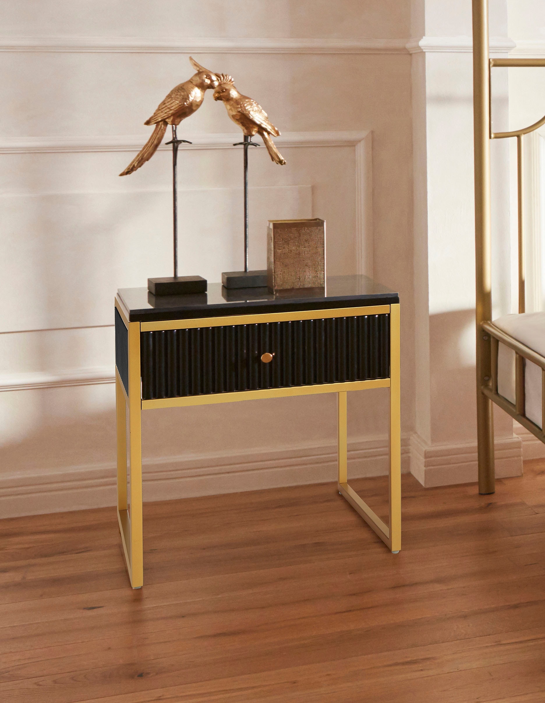 Leonique Beistelltisch »Fleuriss« Keramikplatte, goldene Beine, FSC-zertifiziertes Holz, Breite 50 cm