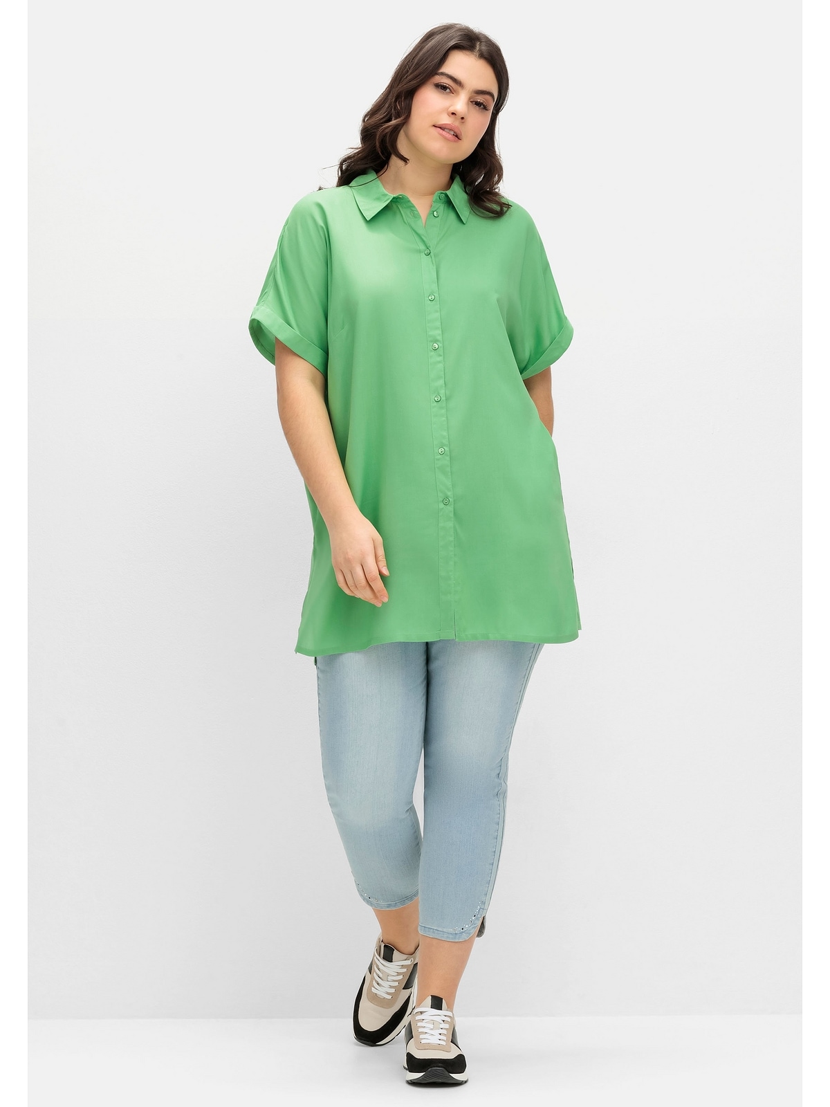Sheego Longbluse »Große Größen«, mit Hemdkragen und kurzem Arm