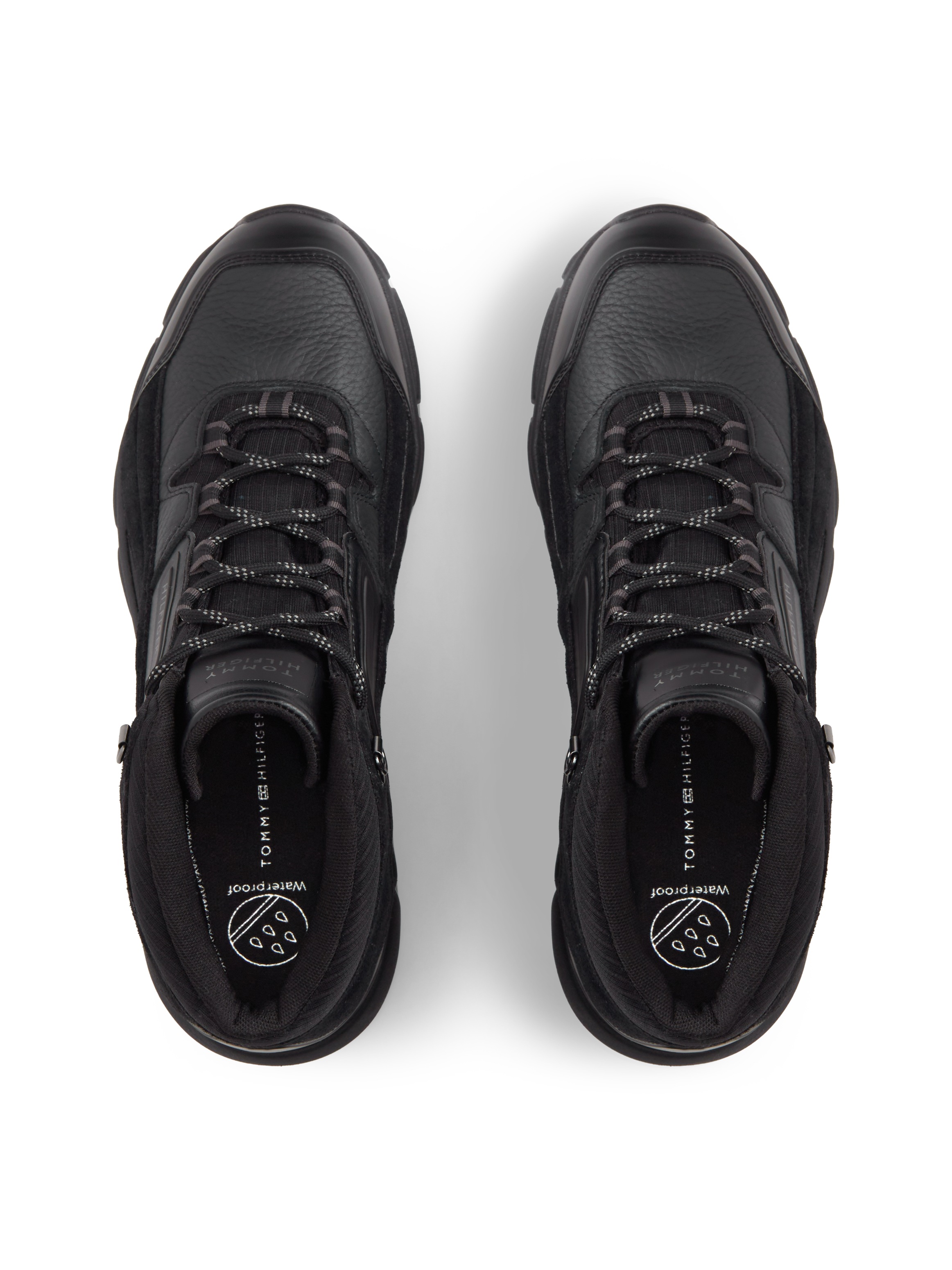 Tommy Hilfiger Sneaker »HILFIGER WP MIX CHUKKA RUNNER«  Schnürboots mit Ösen, im Bergsteigerlook
