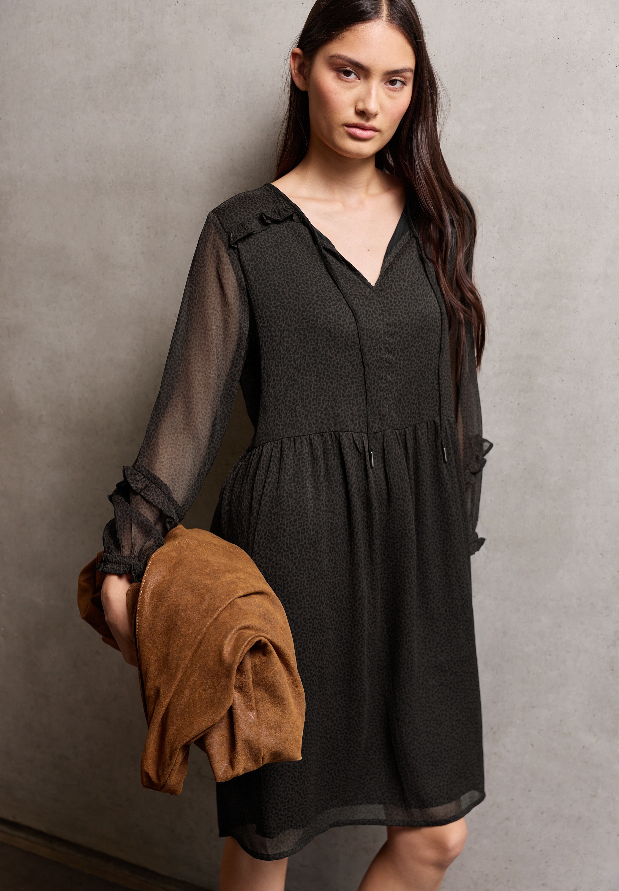 STREET ONE STUDIO Tunikakleid Ohne Taschen knielang