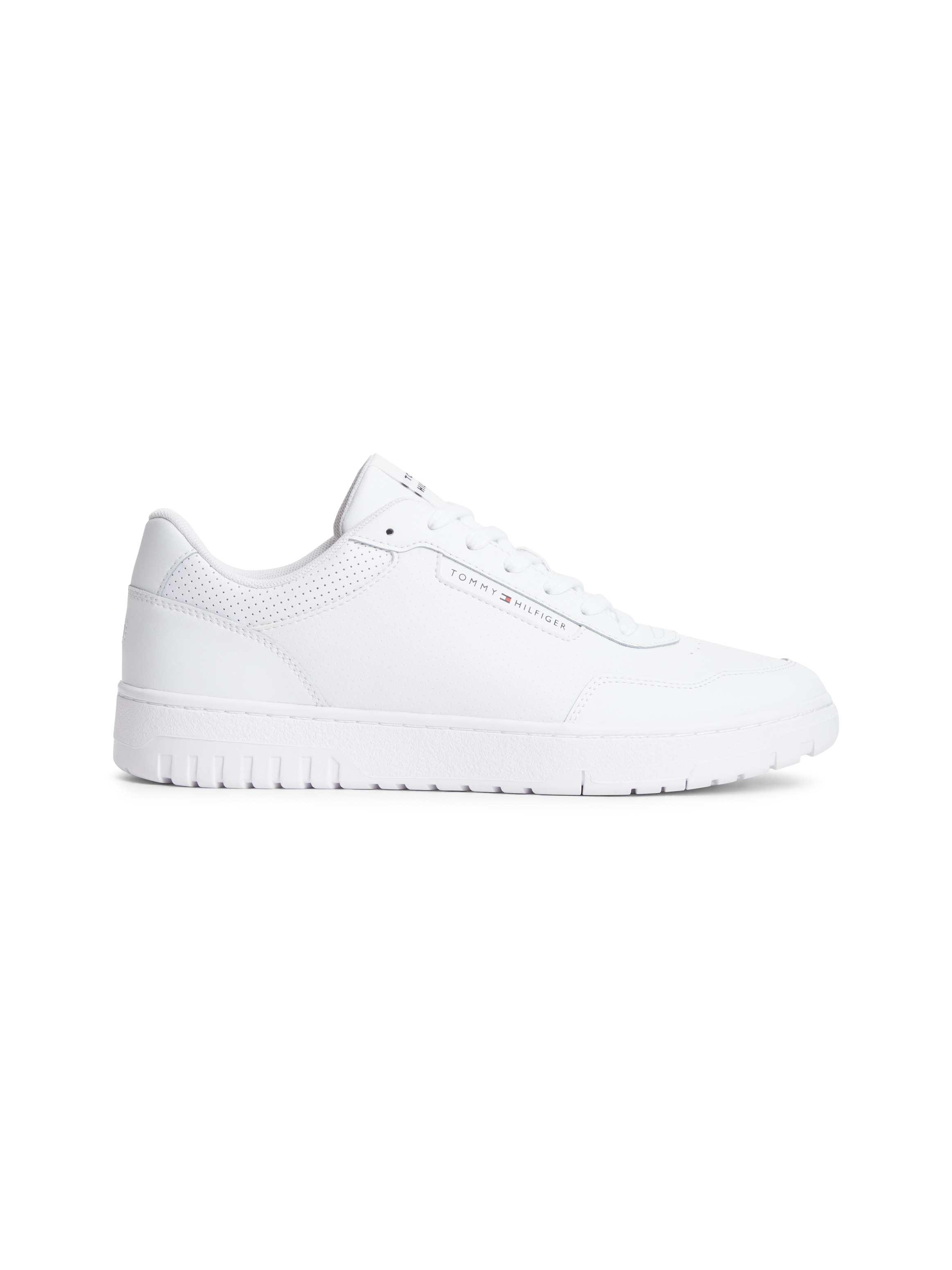 Tommy Hilfiger Sneaker »TH BASKET CORE LEATHER«  Halbschuh, Schnürer mit Perforation am gepolsterten Schaftrand