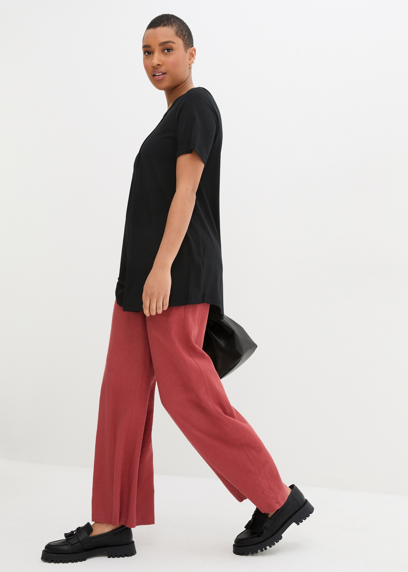 bonprix T-Shirt »T-Shirt in A-Linien-Form, kurzarm« T-Shirt in A-Linien-Form, kurzarm