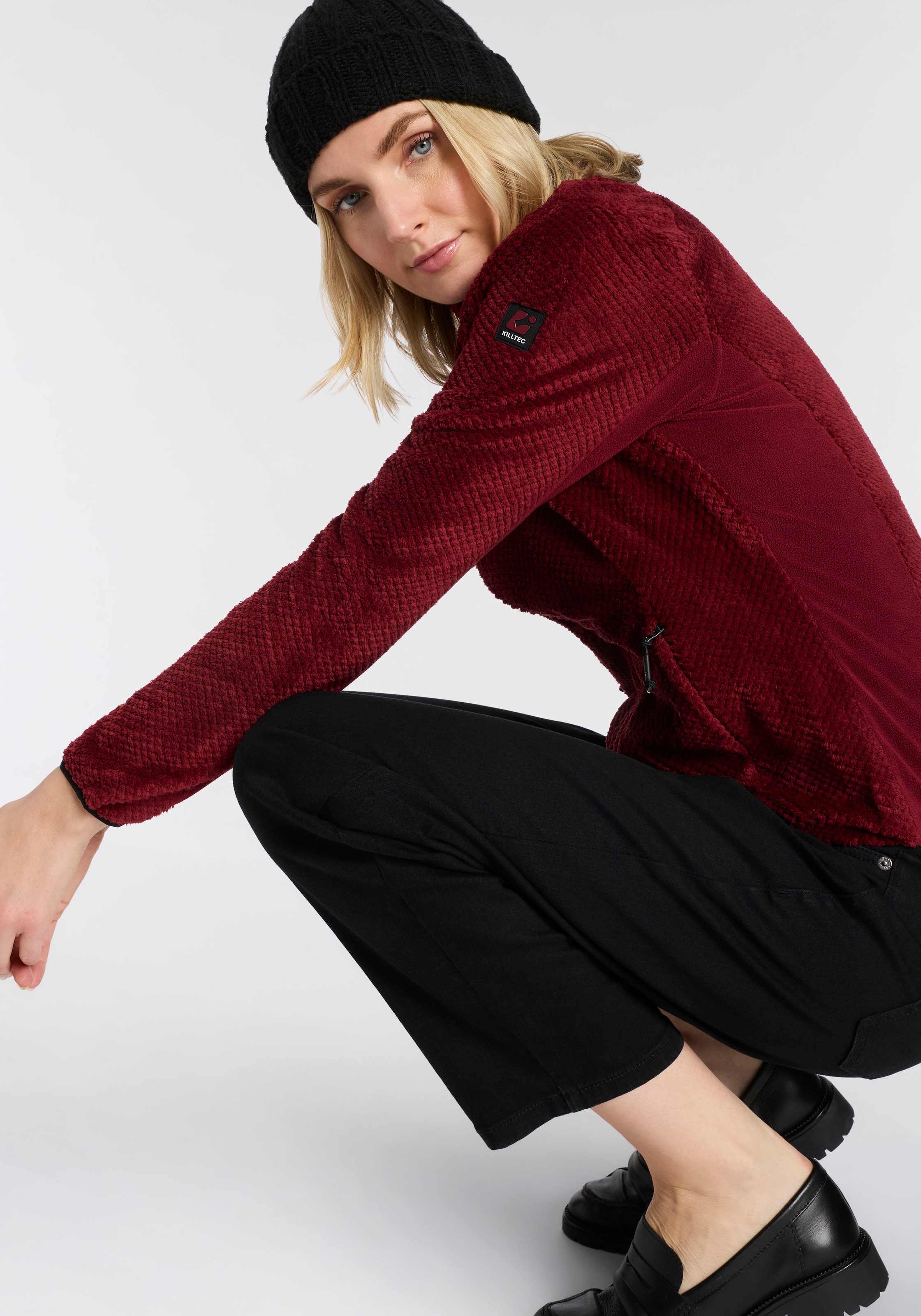 Thumbnail - Killtec Fleecejacke "KOW 6 WMN KNTFLC JCKT" 1 Stk. tlg. Übergangsjacke, windabweisend, mit Stehkragen