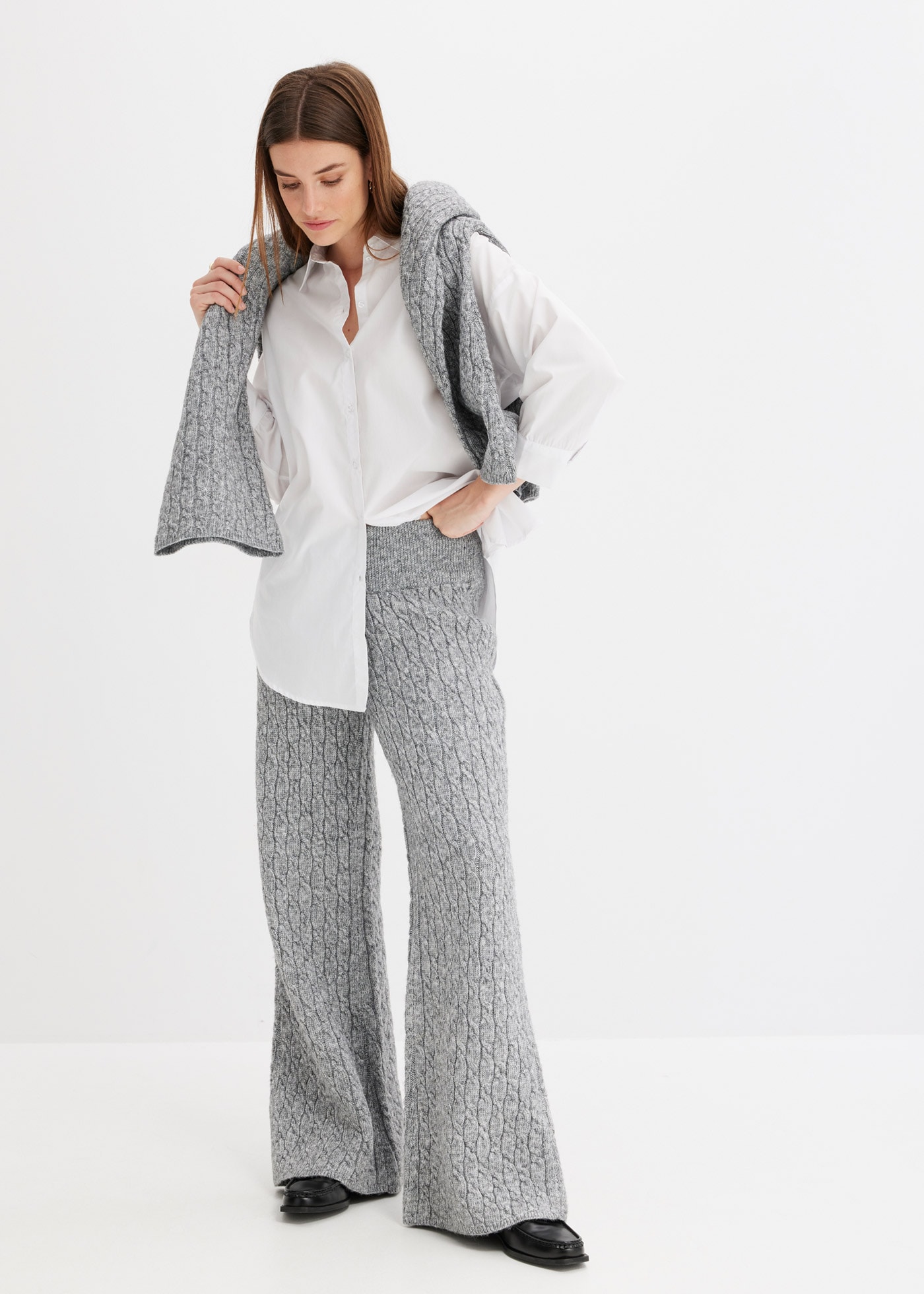 bonprix Stoffhose »Strickhose mit Zopfmuster«  mit Zopfmuster