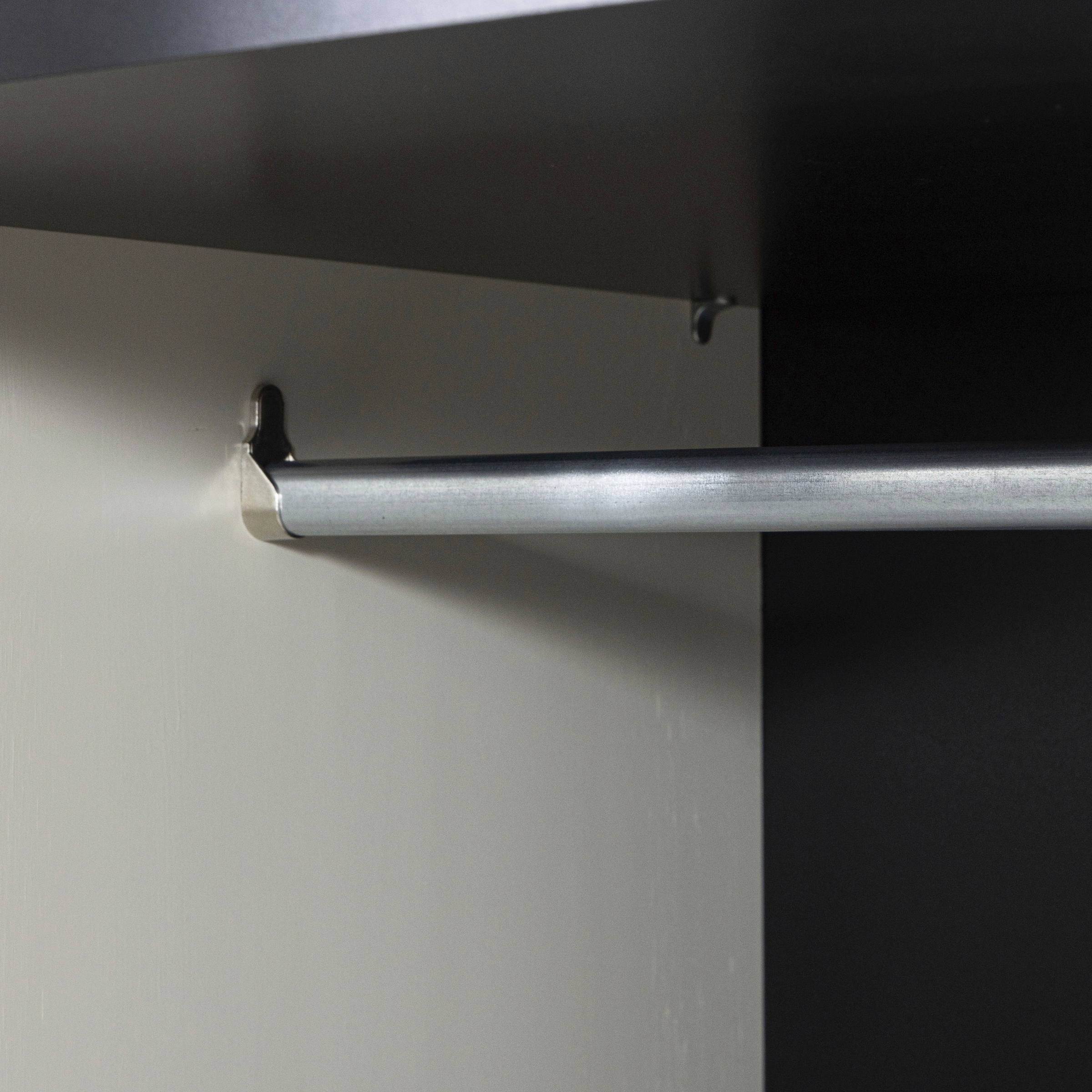 WOOOD Mehrzweckschrank »Adam massiv FSC® Schublade Metallgriffe Kleidersystem« Schublade integriert, Metallakzente