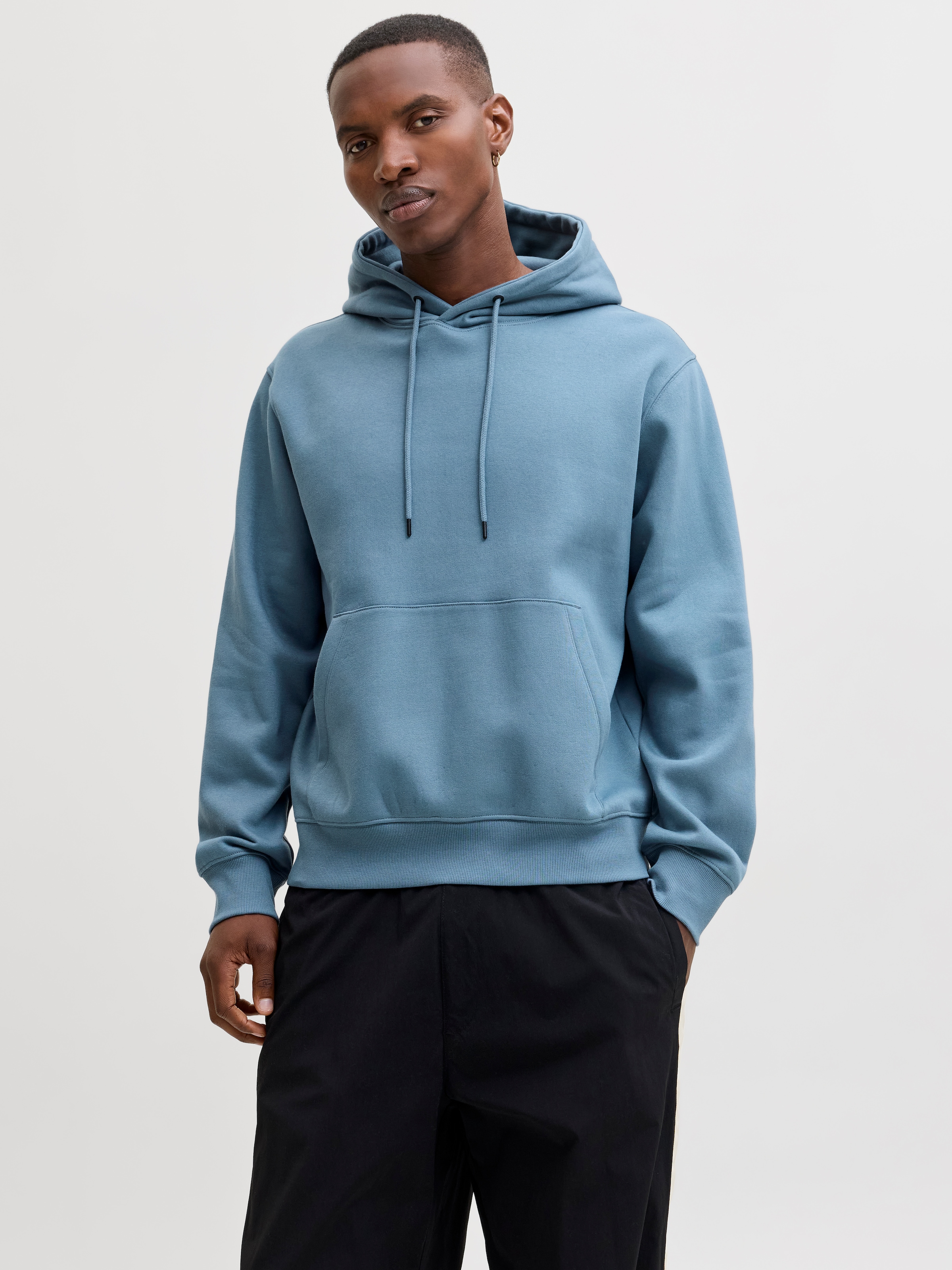 Jack & Jones "JJESTAR BASIC SWEAT HOOD NOOS", mit Rippbündchen günstig online kaufen