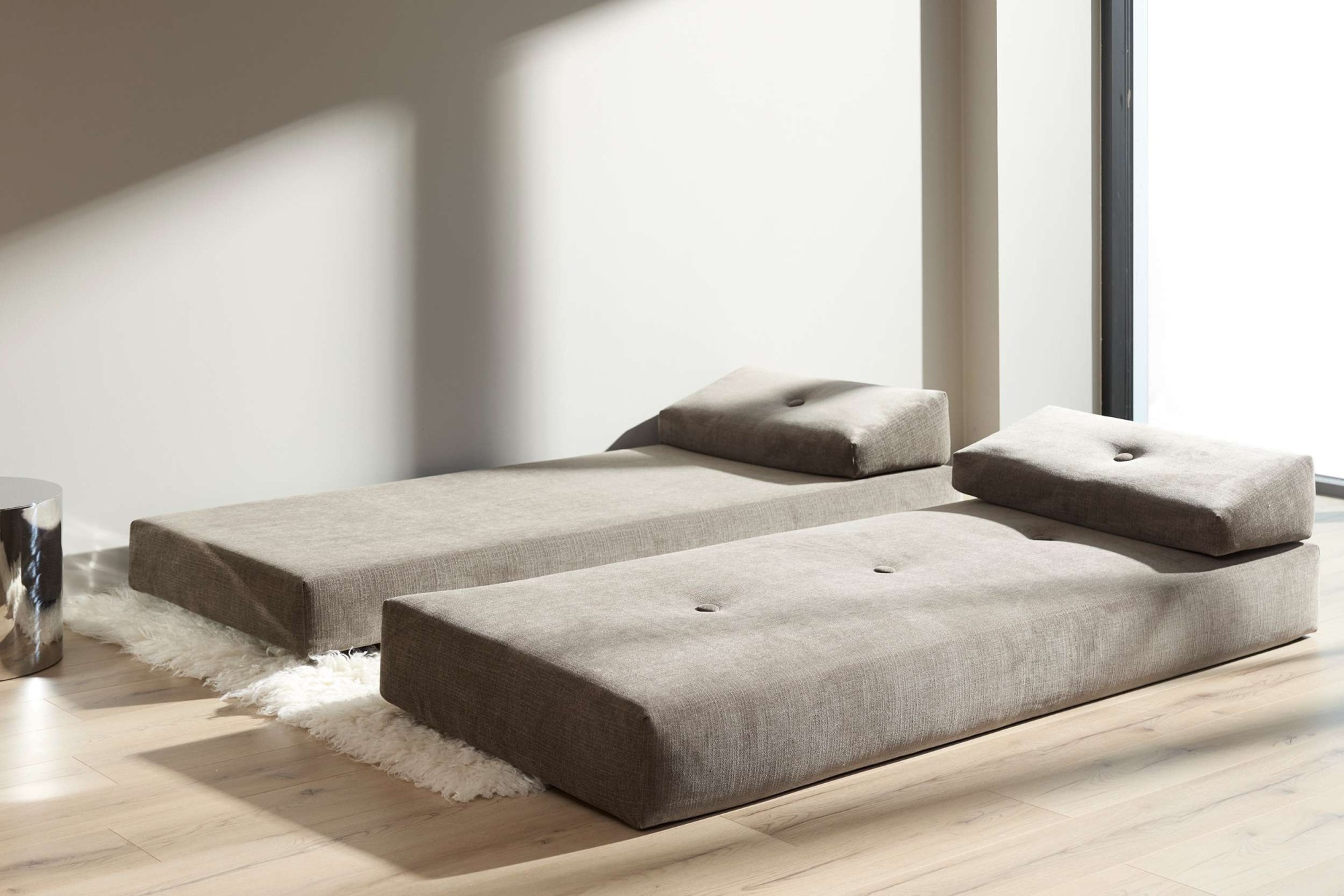 INNOVATION LIVING ™ Stapelliege »Sigmund 411 Eiche-Beine« Daybed mit zwei Federkernmatratzen, Fußteil schwarz