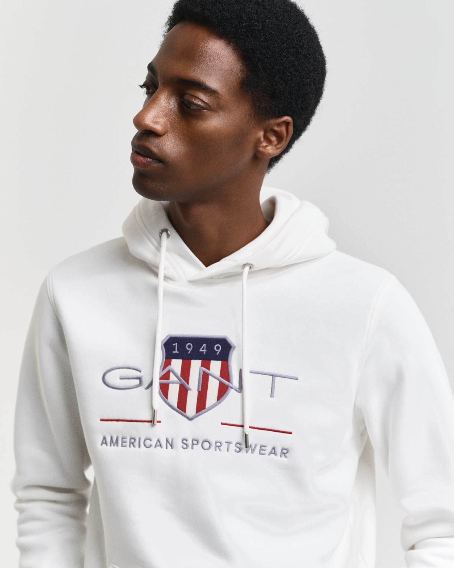 Gant Hoodie »REG ARCHIVE SHIELD HOODIE«, mit modischer Logostickerei auf der Brust