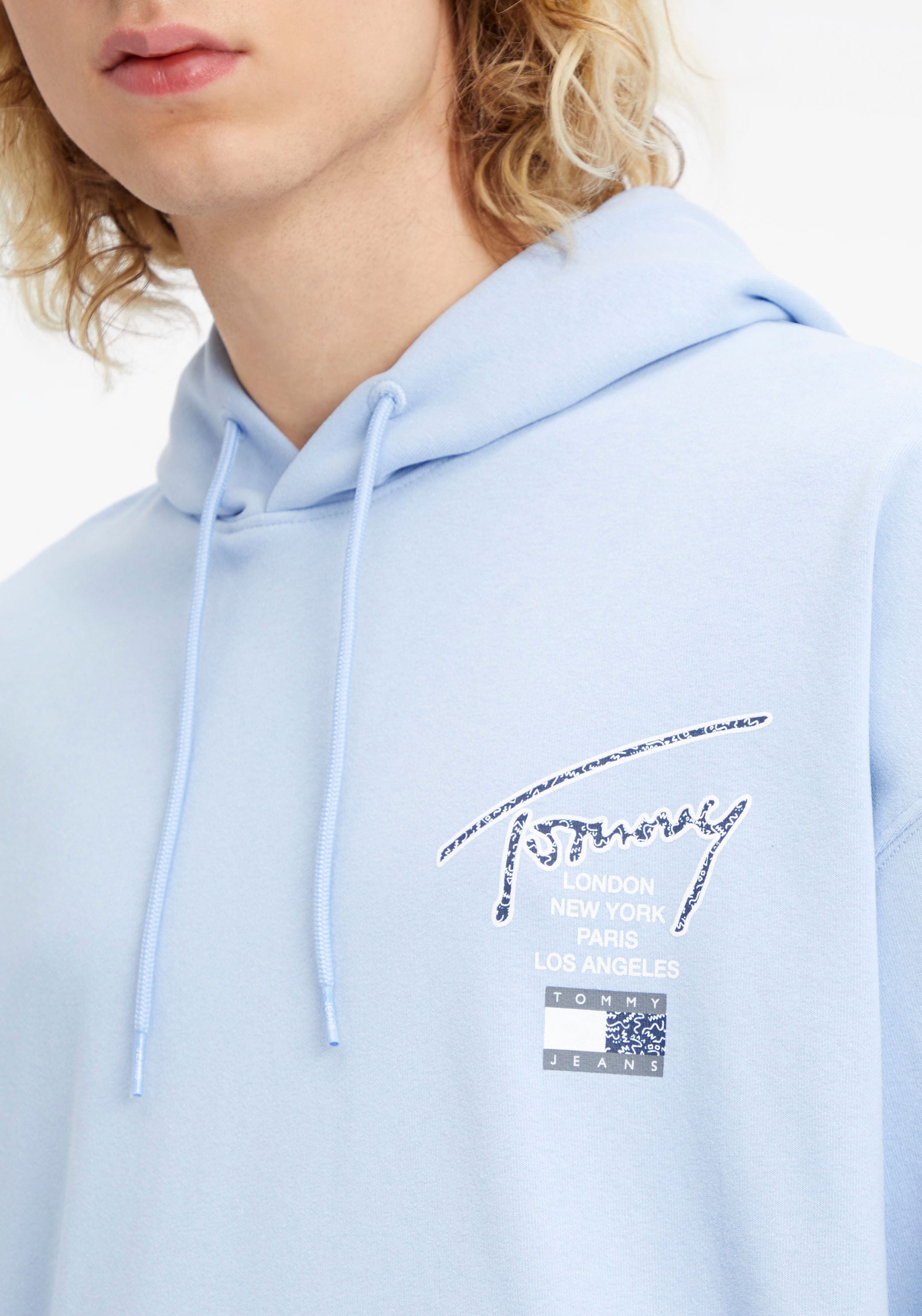 Tommy Jeans Kapuzensweatshirt »TJM OVZ AOP BACK HOODIE«