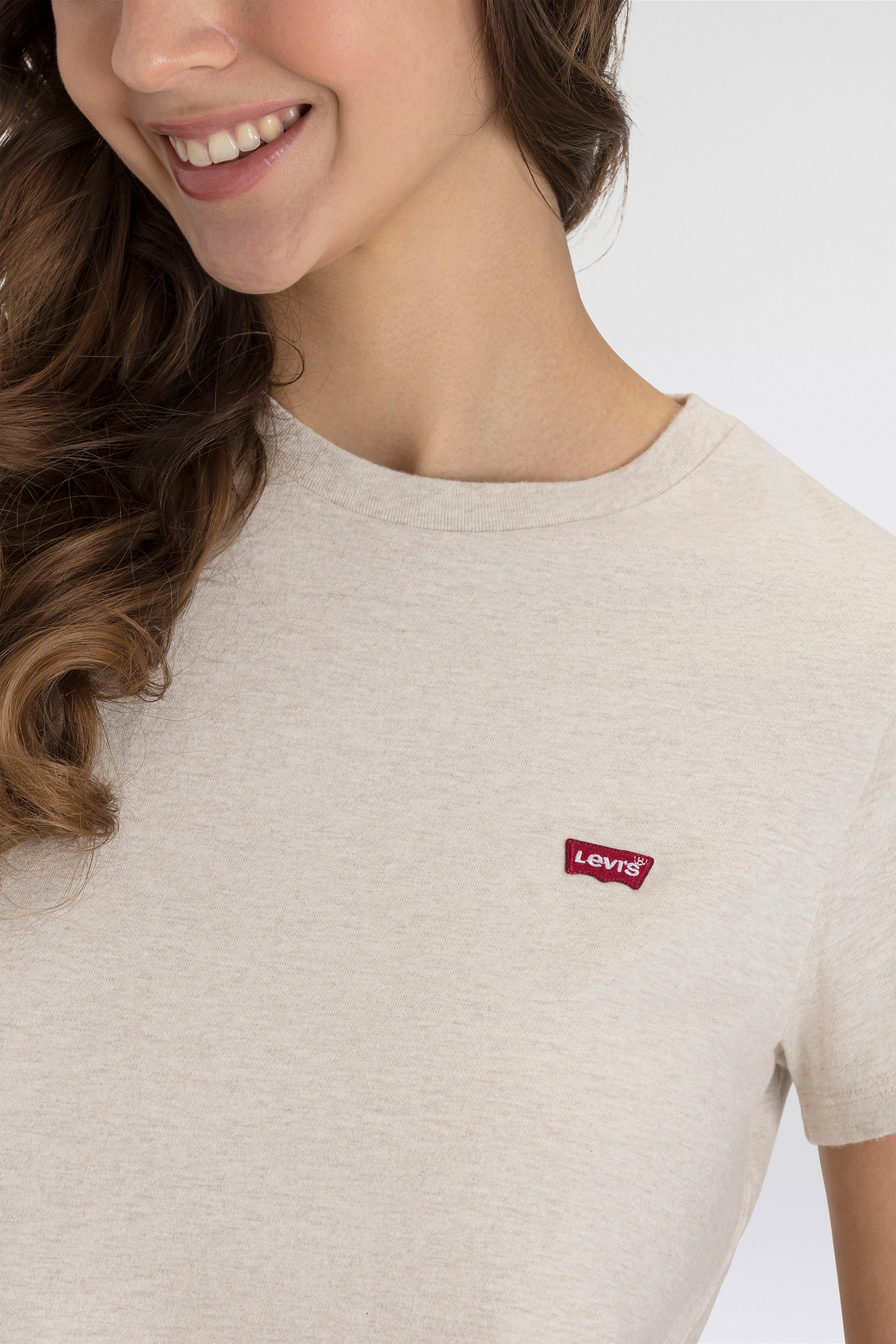 Levi's® T-Shirt »ESSENTIAL HM SS TEE«