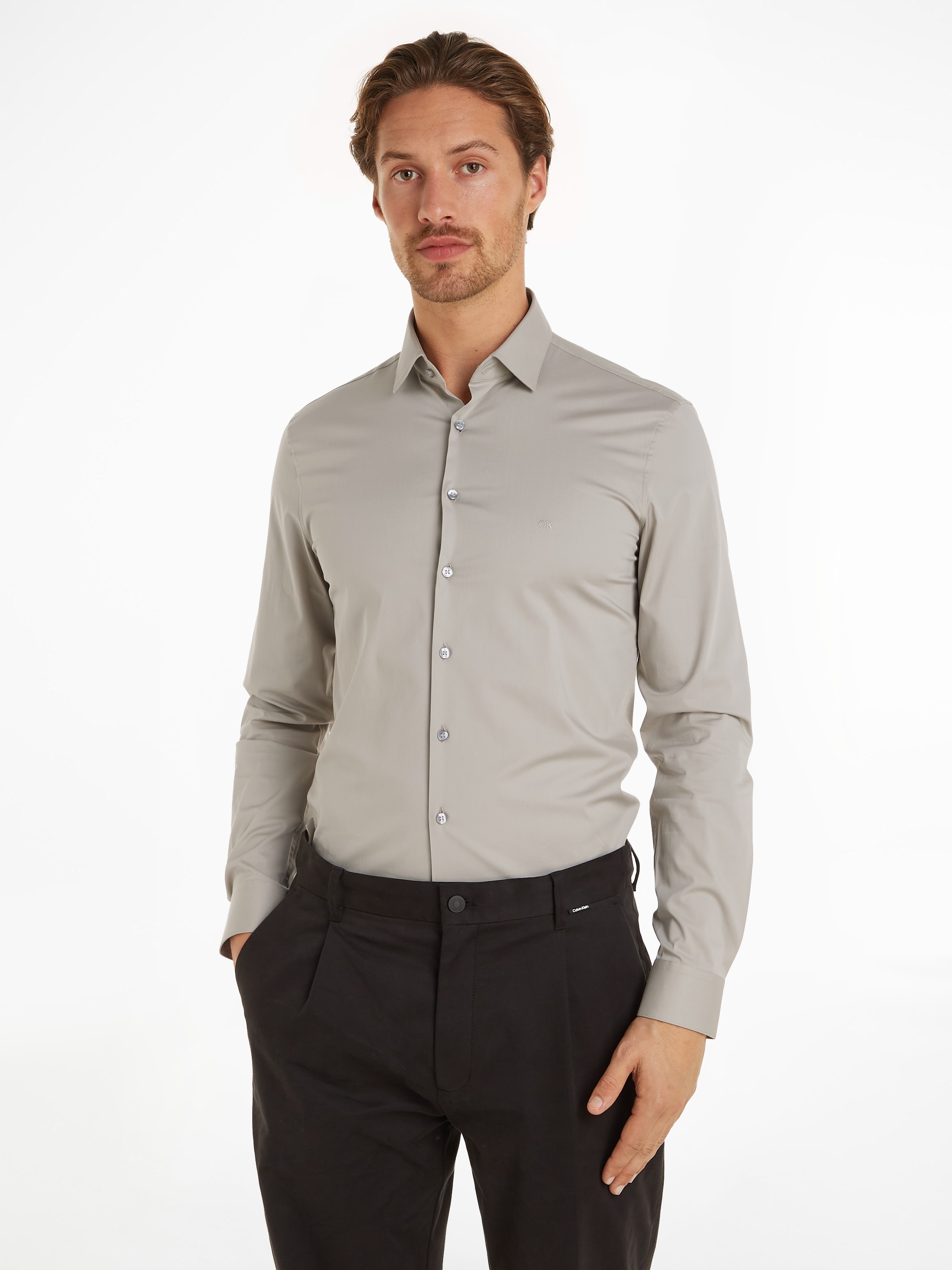 Calvin Klein Businesshemd "POPLIN STRETCH SLIM SHIRT", mit Kentkragen, Logoprint auf Brusthöhe